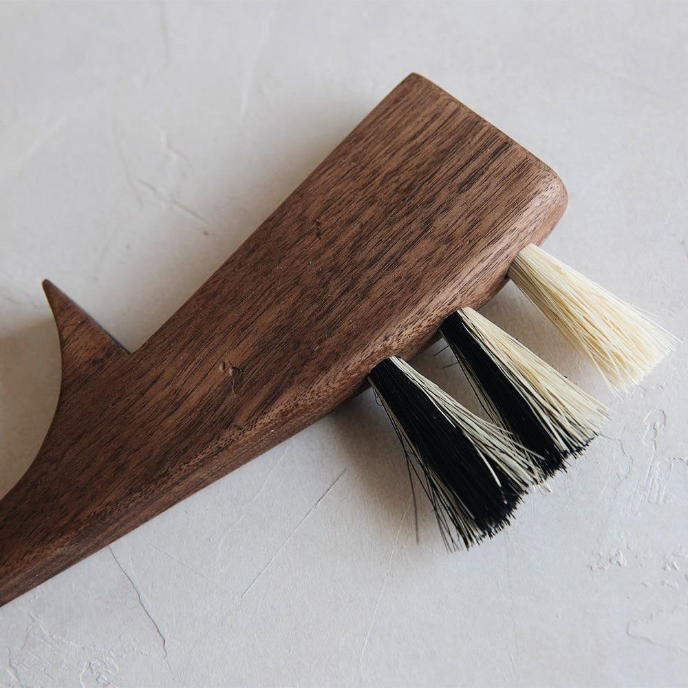 Premium Medium Wooden Counter Brush No. MT0978 - Natural Wood Handle for Kitchen, Bar & Restaurant Cleaning - Perfect for Countertops, Tables & Hard Surfaces