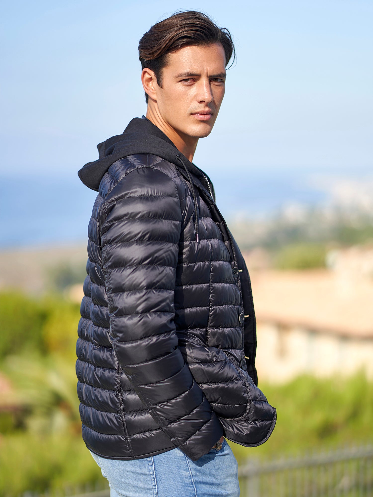 Ultralight Down Blazer for Men & Women - Lightweight Warm Winter Jacket - Water-Resistant Travel Coat for Hiking, Camping & Outdoor Activities