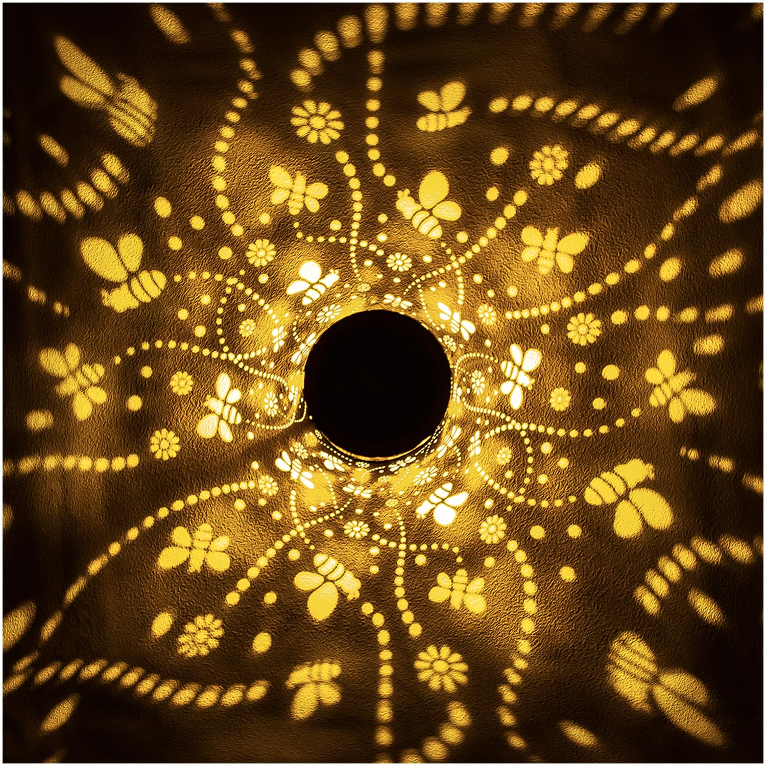 Solar Powered Bee Lanterns - Waterproof Outdoor Hanging LED Lights for Garden, Patio, Yard & Pathway Decor - Unique Metal Bee-Themed Gift for Women & Men - Perfect for Landscape Lighting, Tabletop Displays & Evening Ambiance