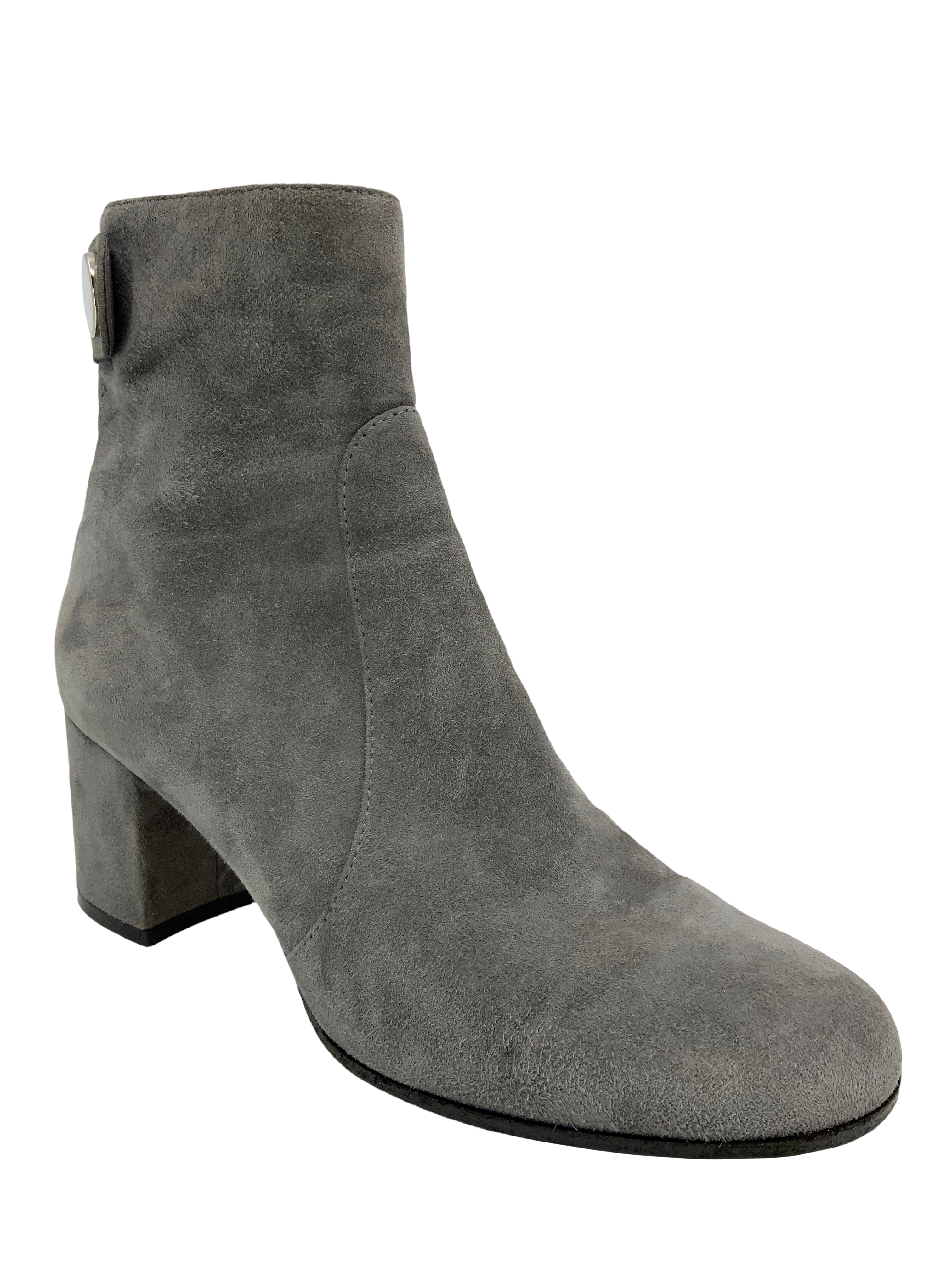 Gianvito Rossi Suede Back Zip Ankle Boots Women's Size 7 - Stylish & Comfortable Booties for Fall Winter Outfits, Office Wear & Night Out
