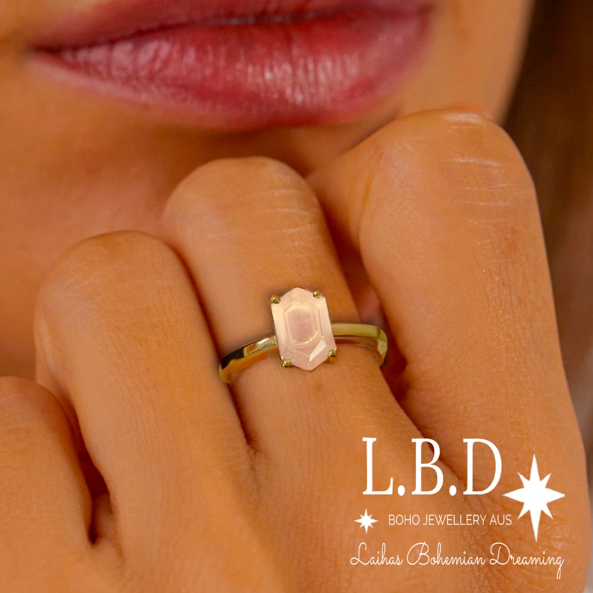 Rose Gold Mini Hexagon Crystal Rose Quartz Ring for Women - Elegant Healing Jewelry for Love, Meditation & Spiritual Gifts