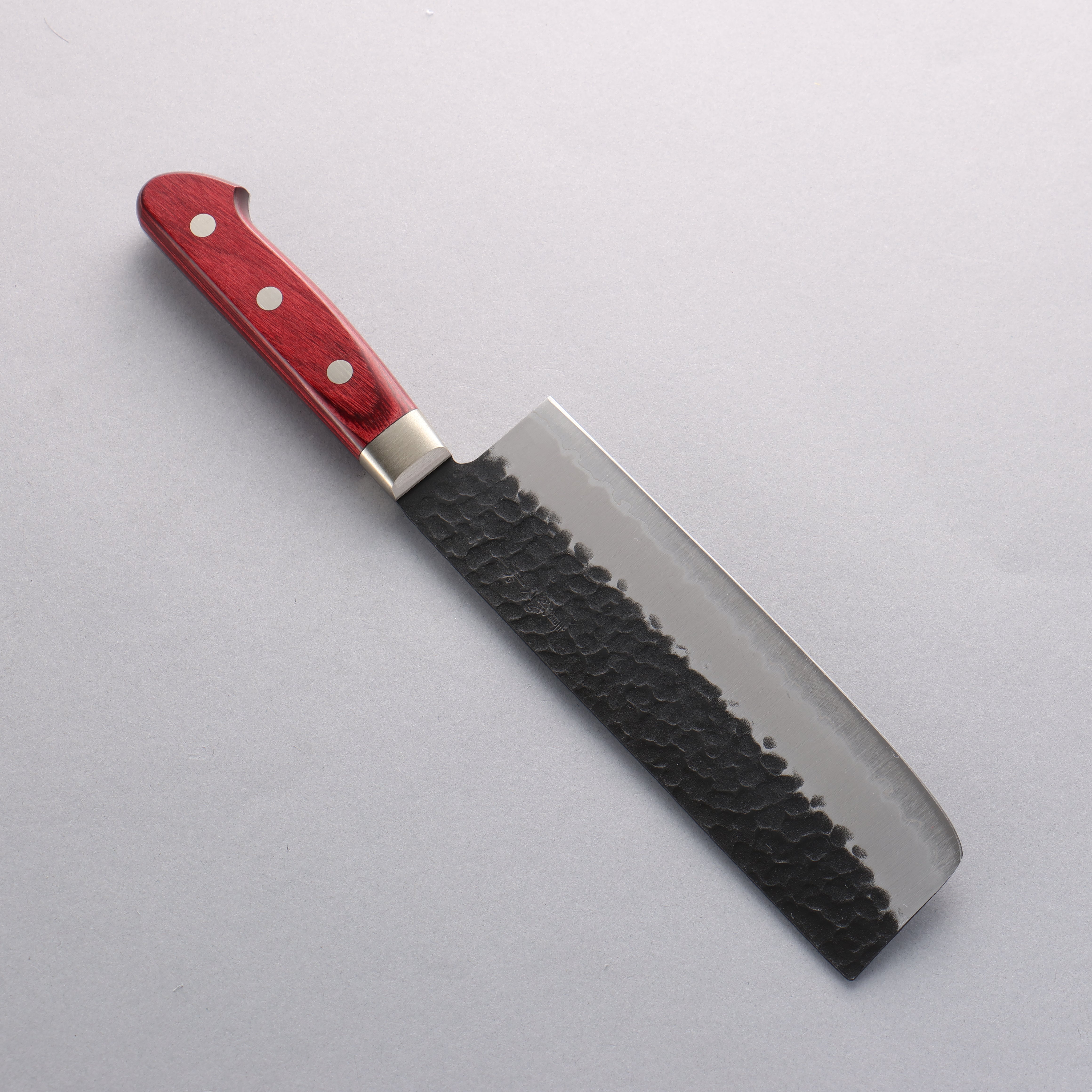 Seisuke Kurobeni Blue Super Hammered Kurouchi Nakiri Knife 165mm - Japanese Chef Knife with Red Pakka Wood Handle - Perfect for Slicing Vegetables, Herbs & Precise Kitchen Tasks