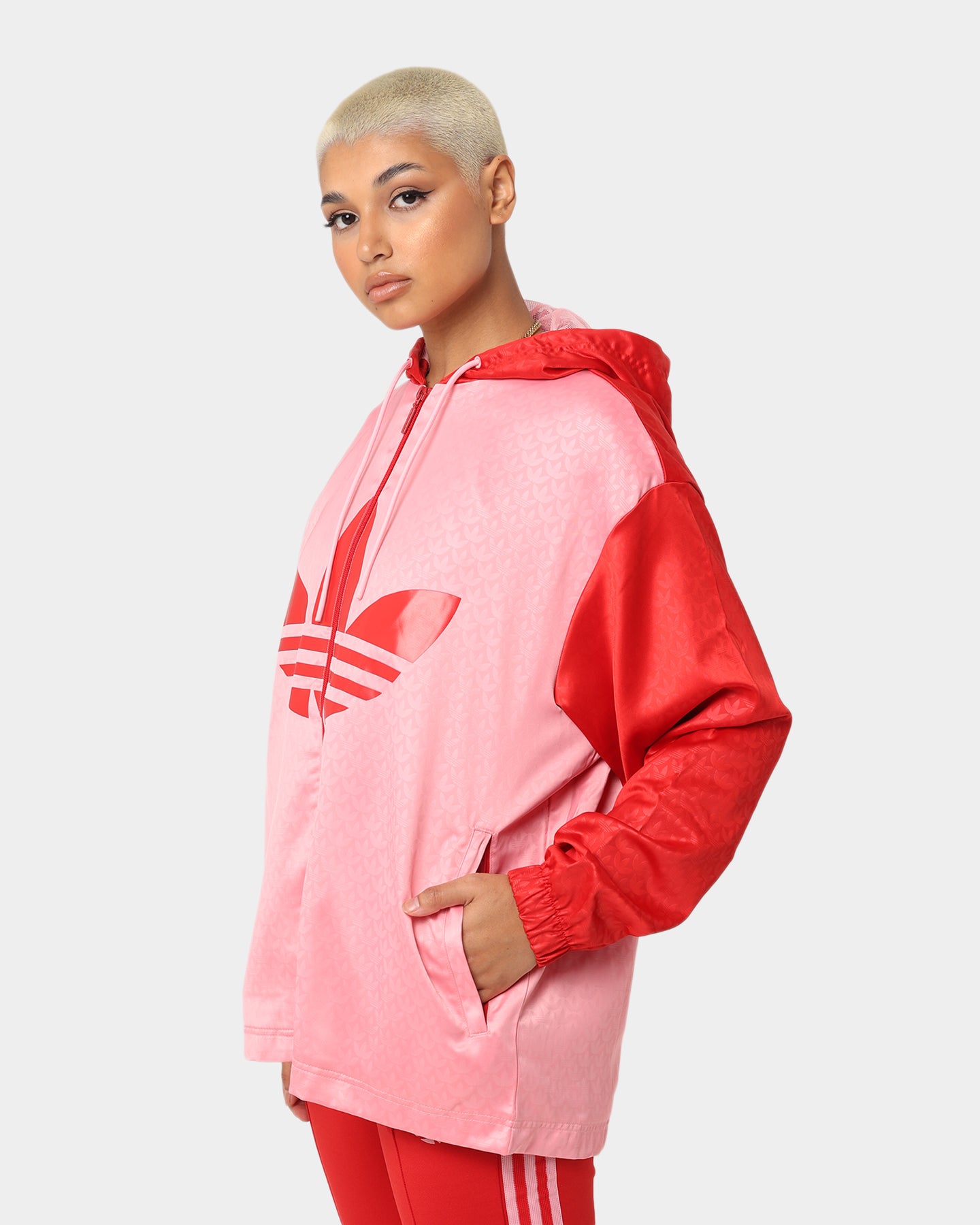 Adidas Adicolor Women's Colorblock Windbreaker Jacket - Lightweight Water-Resistant Running & Hiking Windbreaker for Outdoor Activities