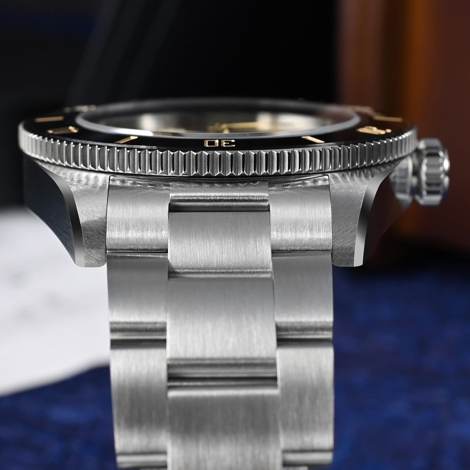 San Martin Men's Automatic Dive Watch with NH35 Movement - 40mm Stainless Steel Case, 20Bar Waterproof, Sapphire Crystal & Luminous Hands - Perfect for Scuba Diving, Swimming & Everyday Wear
