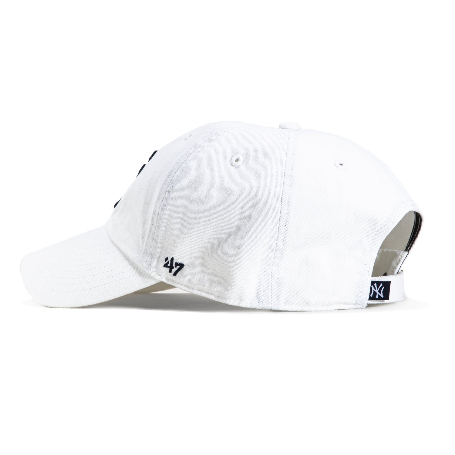 47 Brand New York Yankees Cleanup Adjustable Baseball Cap - White & Navy - Perfect for Games, Outdoor Activities & Fan Collections