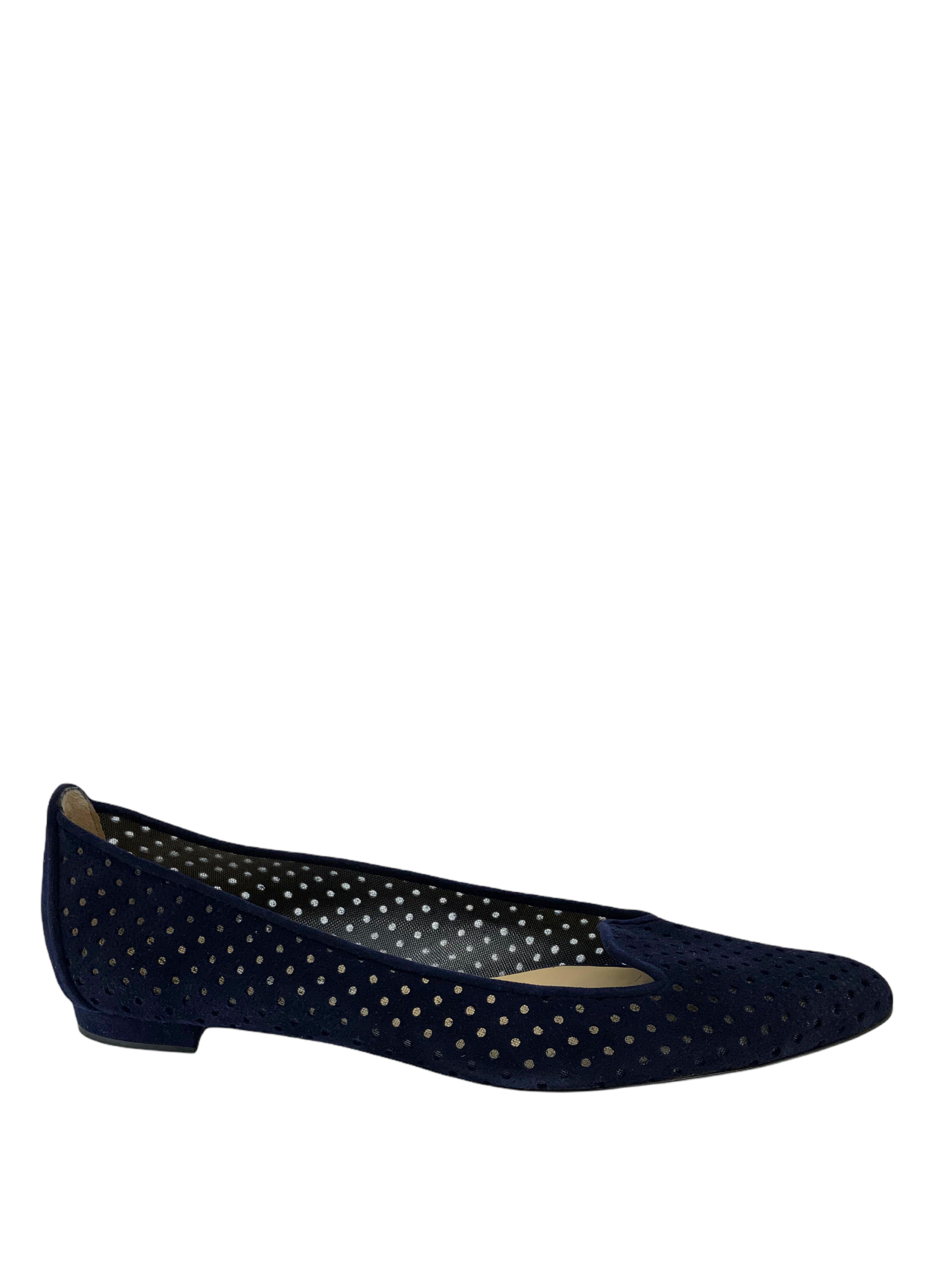 Manolo Blahnik Perforated Suede Skimmer Flat Shoes Size 8.5 New - Comfortable Women's Loafers for Work, Travel & Casual Outfits
