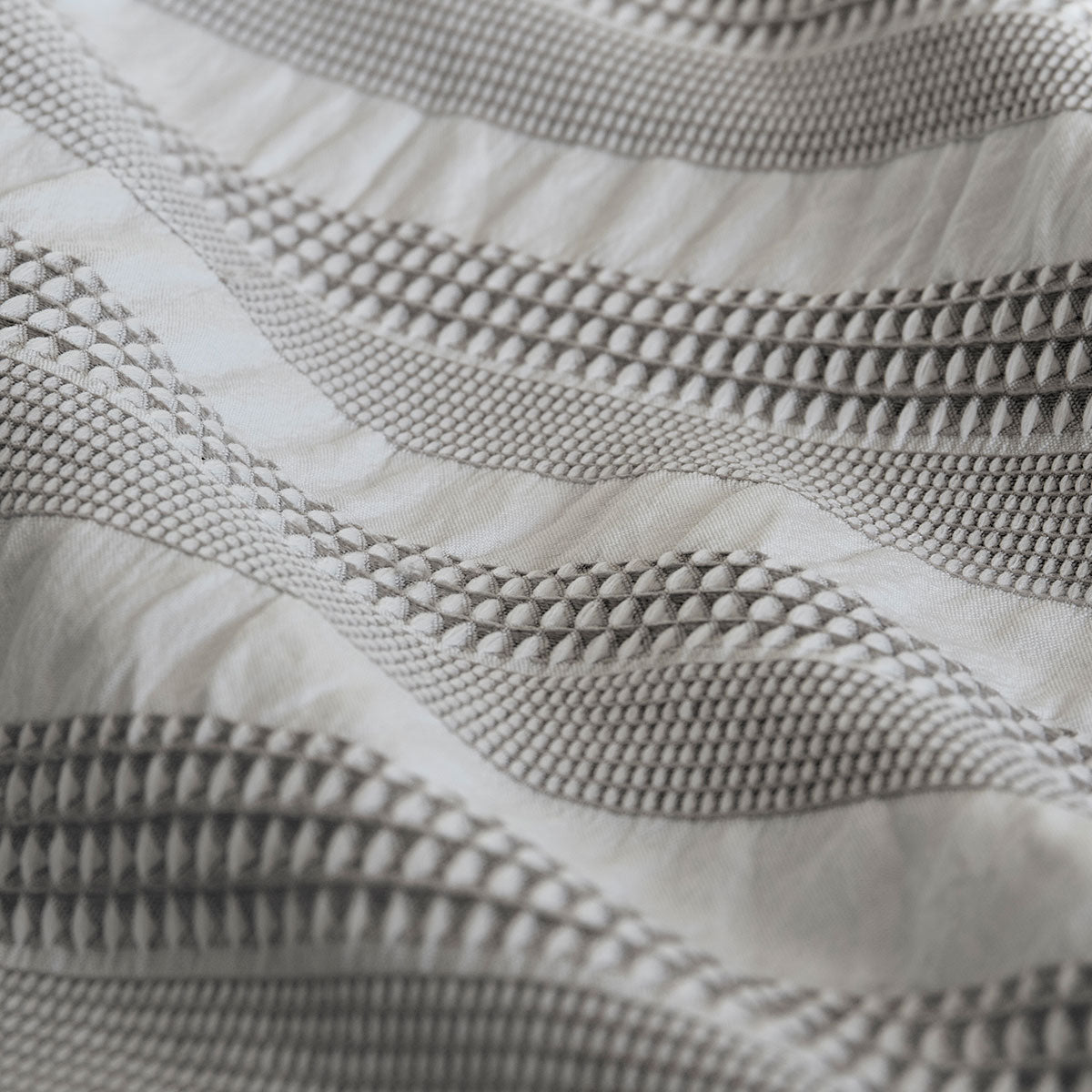 Ardor Cove Charcoal Seersucker Waffle Quilt Cover Set - Queen Size Bedding, Breathable & Stylish - Perfect for Summer Nights & Guest Room Decor