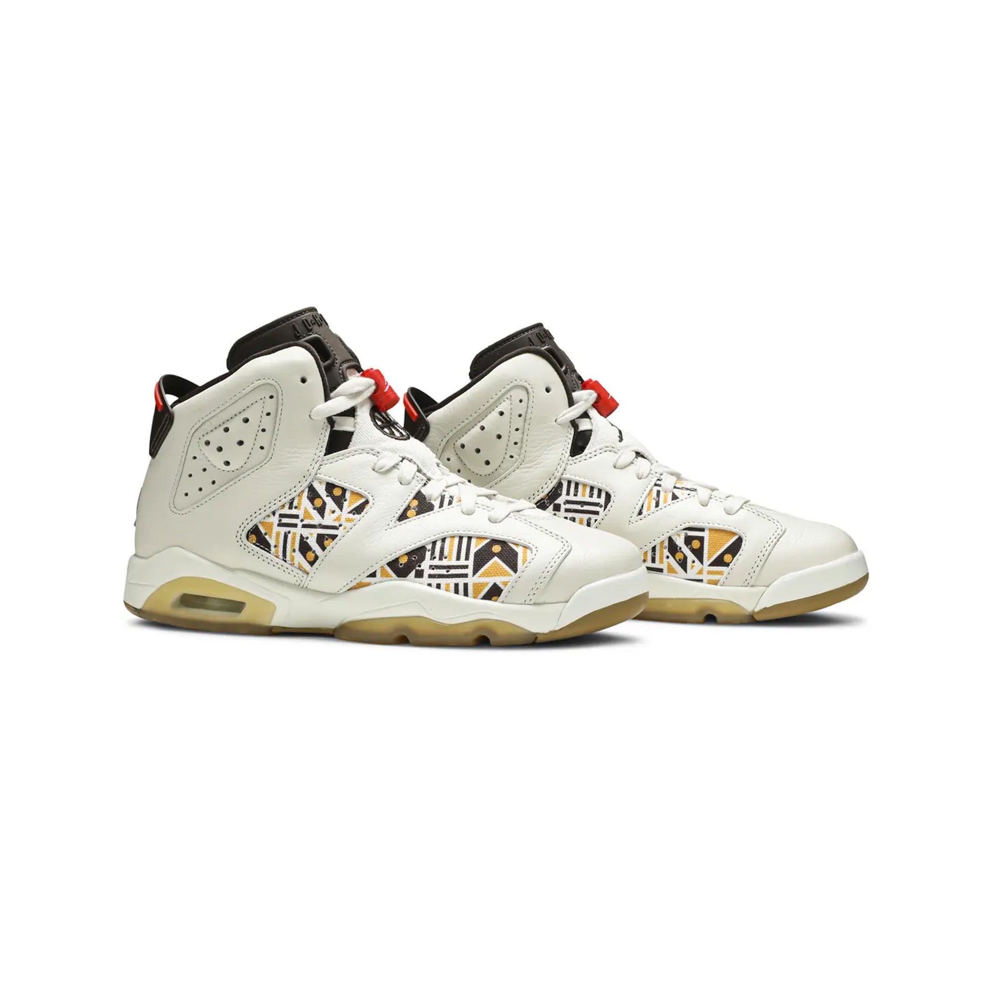 Air Jordan 6 Retro 'Quai54' GS Basketball Shoes - Sail/Brown Colorway for Kids | Perfect for Streetwear & Basketball Games
