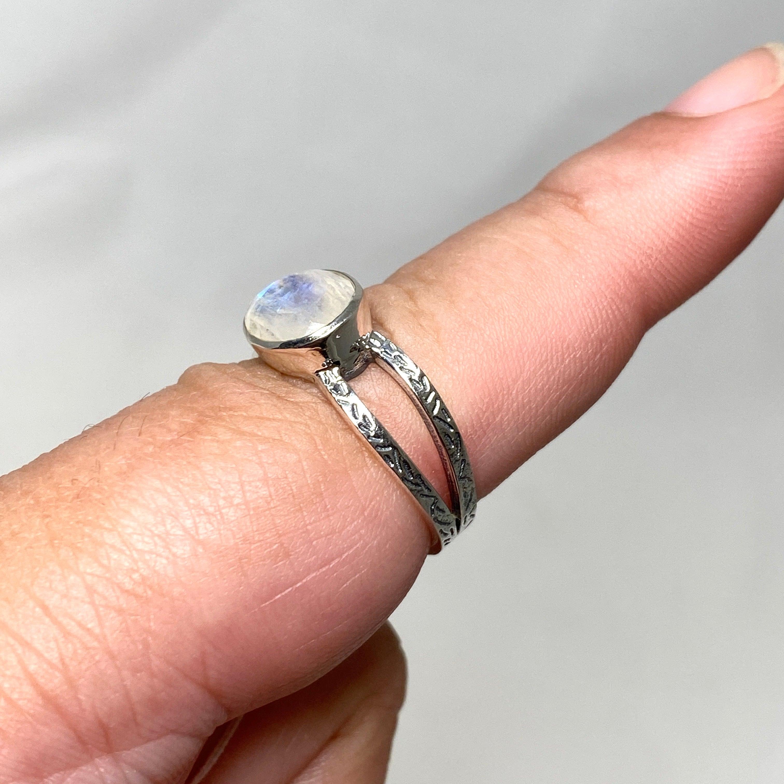 Moonstone Faceted Oval Decorative Split Band Ring R3861 - Elegant Bohemian Jewelry for Women, Perfect for Weddings, Parties & Everyday Wear