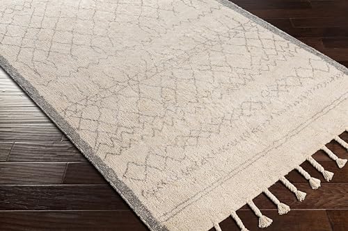 Gray, Cream / Luncarty