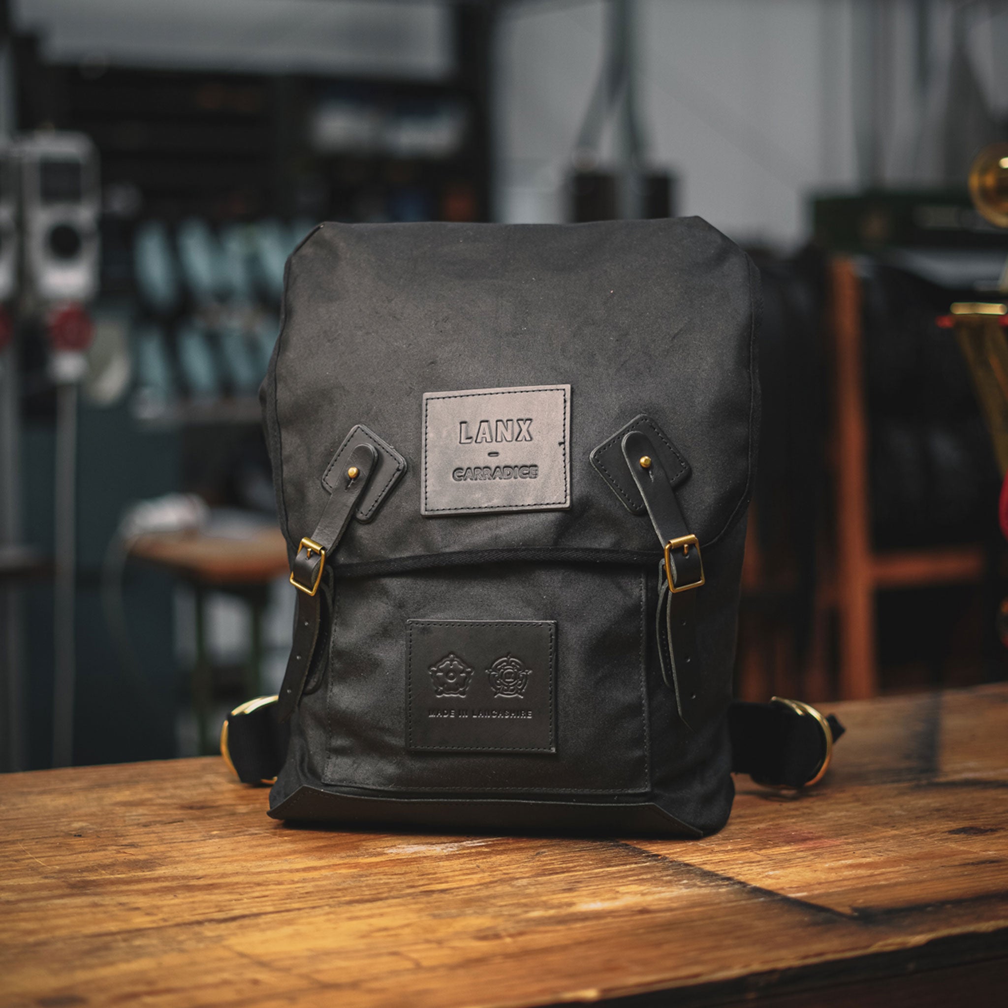 Original Title: Parlick Black   Optimized Title: Premium Black Parlick - Stylish & Durable for Everyday Use | Perfect for Home, Office & Travel