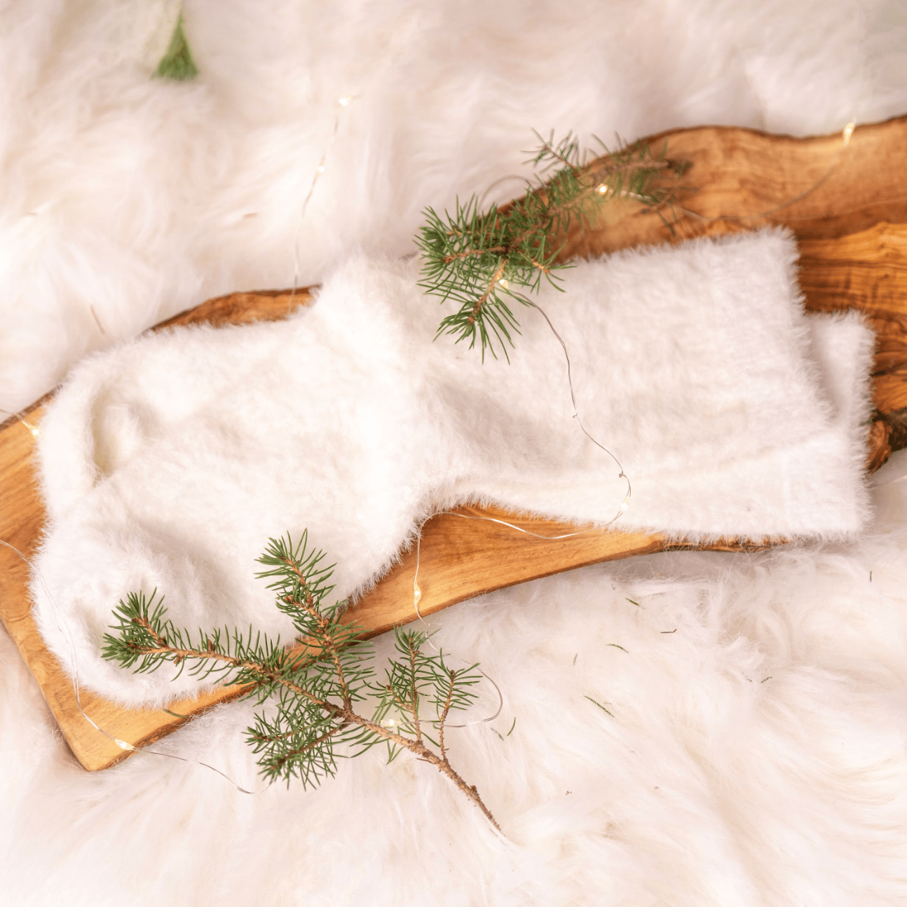 Hygge Holiday Gift Set - Cozy Christmas Care Package & New Year's Present for Women & Men | Perfect for Winter Relaxation, Home Decor & Thoughtful Gifting