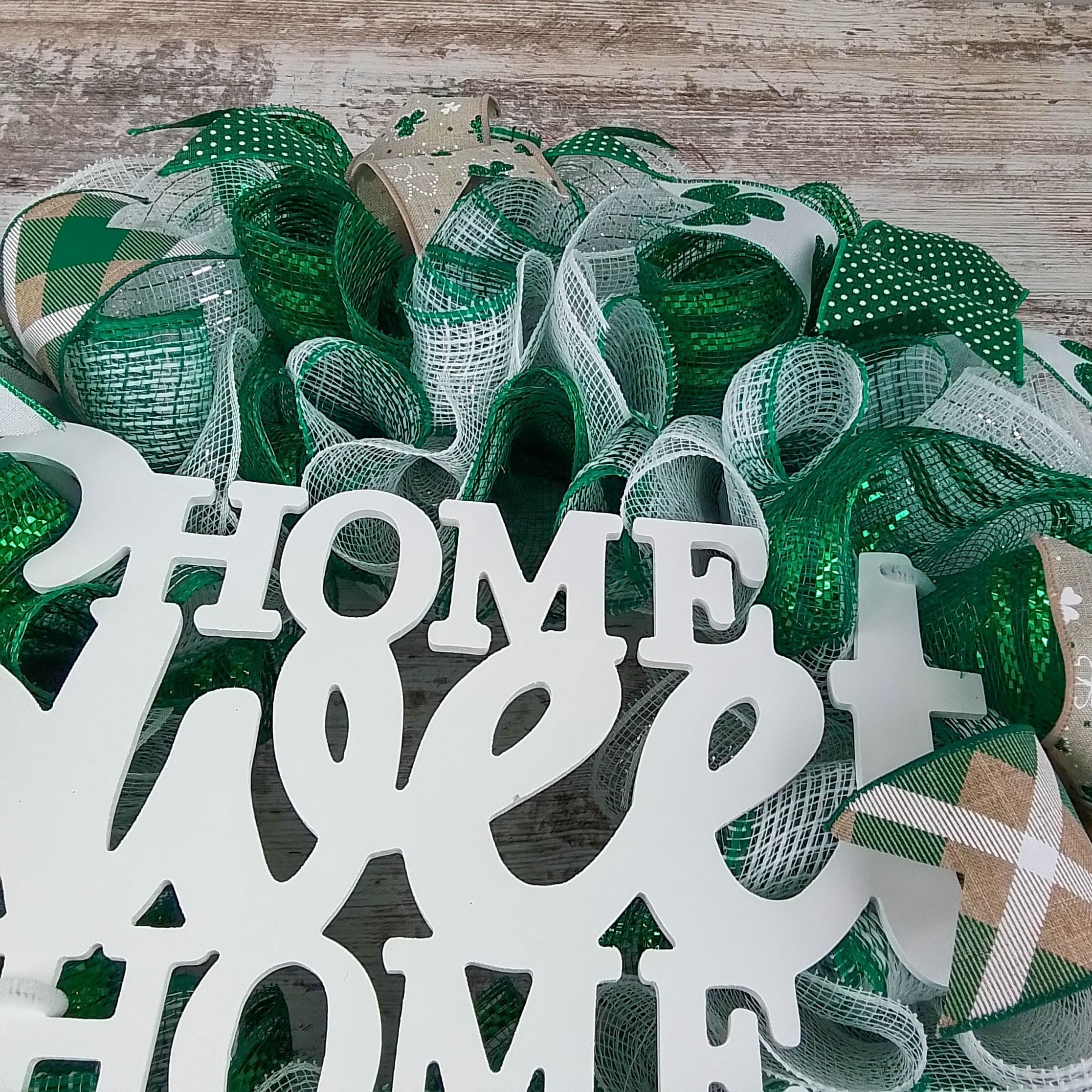 St. Patrick's Day Wreath - Green & White Clover Shamrock Door Hanging Decor for Home - Perfect for Front Door, Wall, Party & Festival Decoration