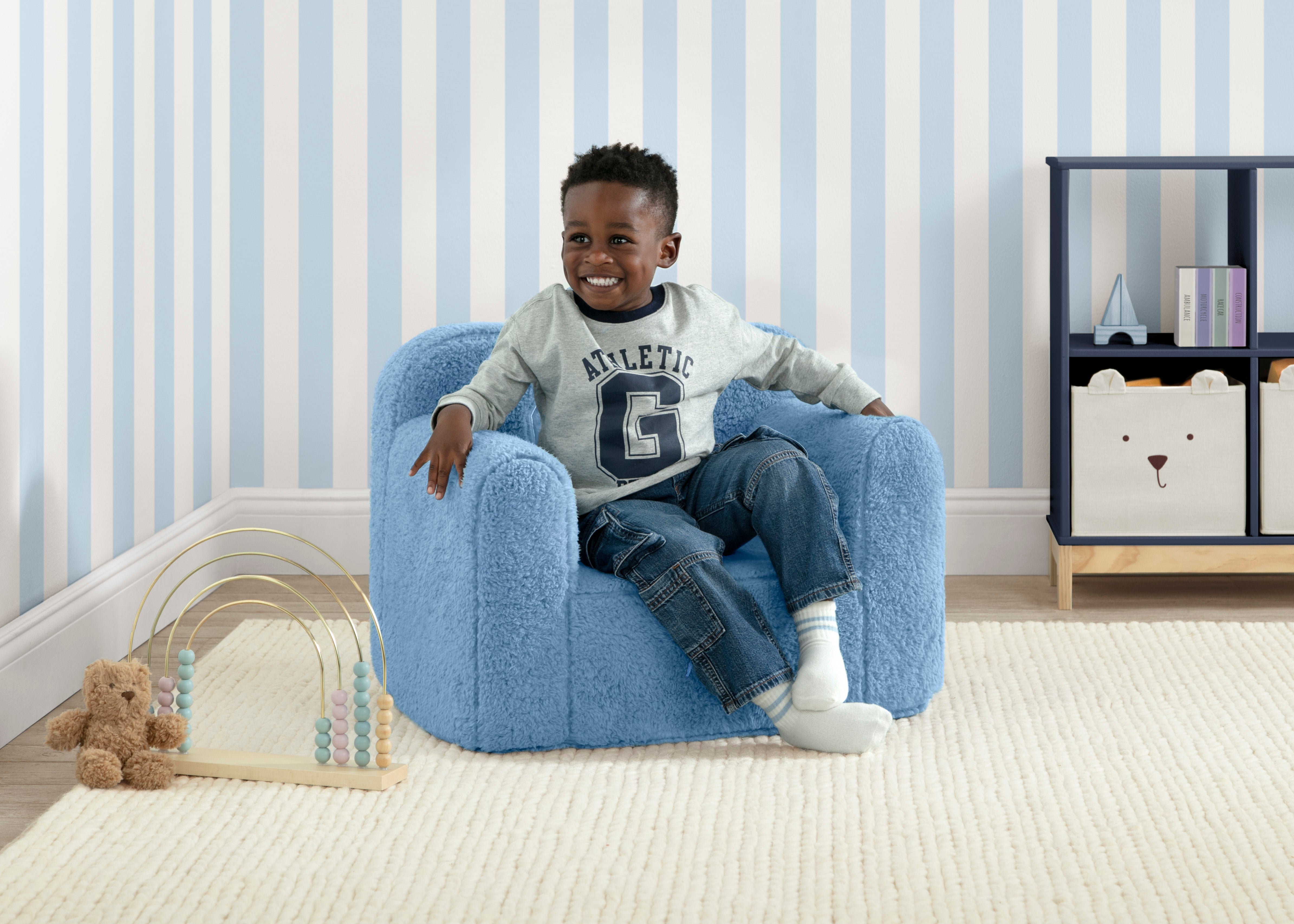 Personalized BabyGap Sherpa Chair - Cozy & Custom Kids' Seat for Nursery, Bedroom, or Playroom - Perfect for Reading, Relaxing & Snuggling
