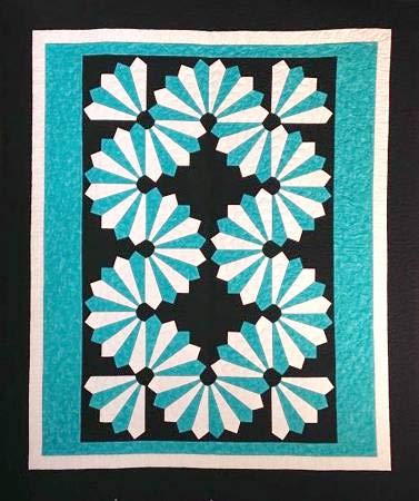 Dynamic Dresden Quilt - Handmade Patchwork Bedspread, Boho Home Decor, Vintage Style Quilted Blanket for Bedroom, Living Room & Cozy Gift