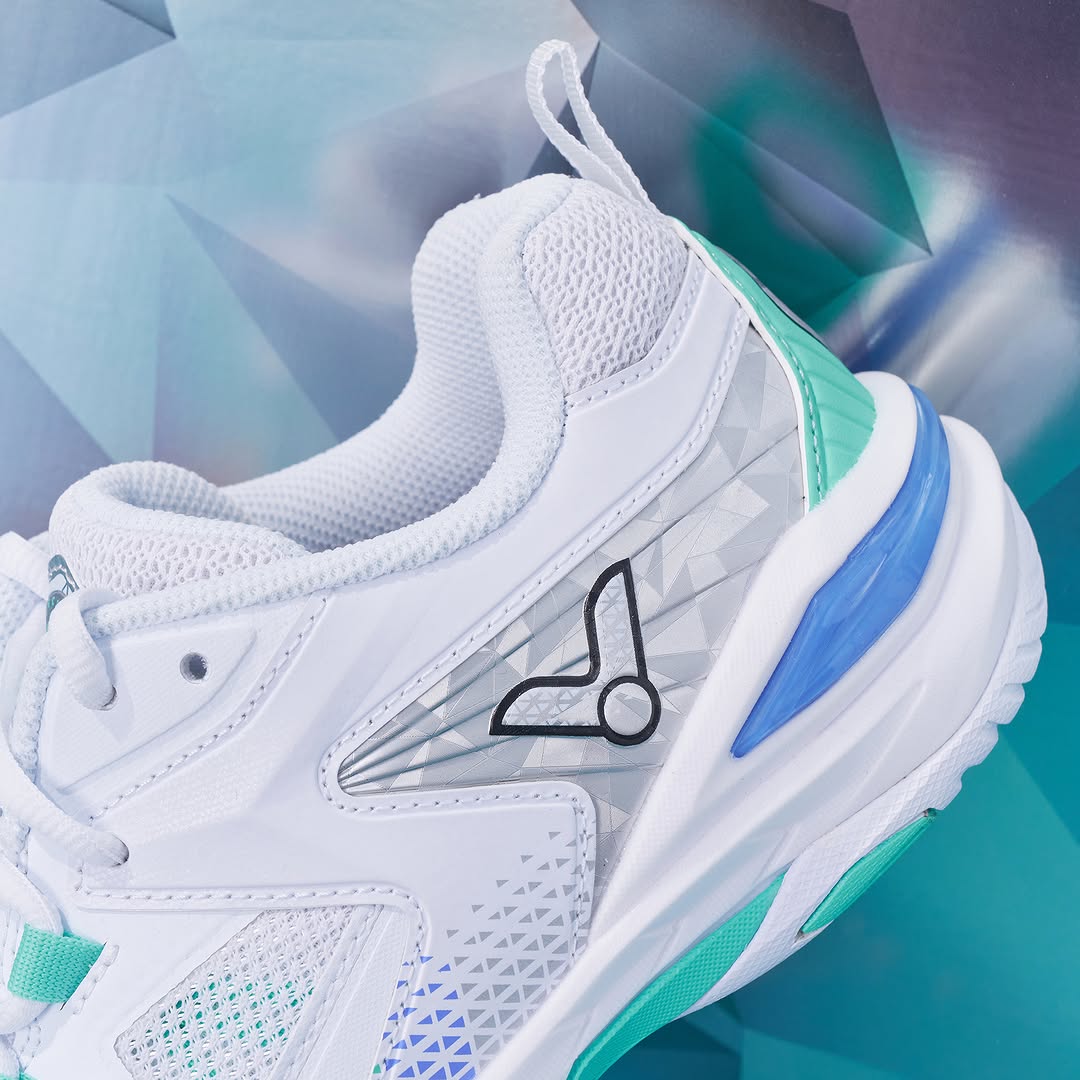 Victor P9200TTY NitroLite Badminton Shoes - White/Green | Lightweight Performance Court Shoes for Men & Women | Perfect for Indoor Badminton, Tennis & Squash Games