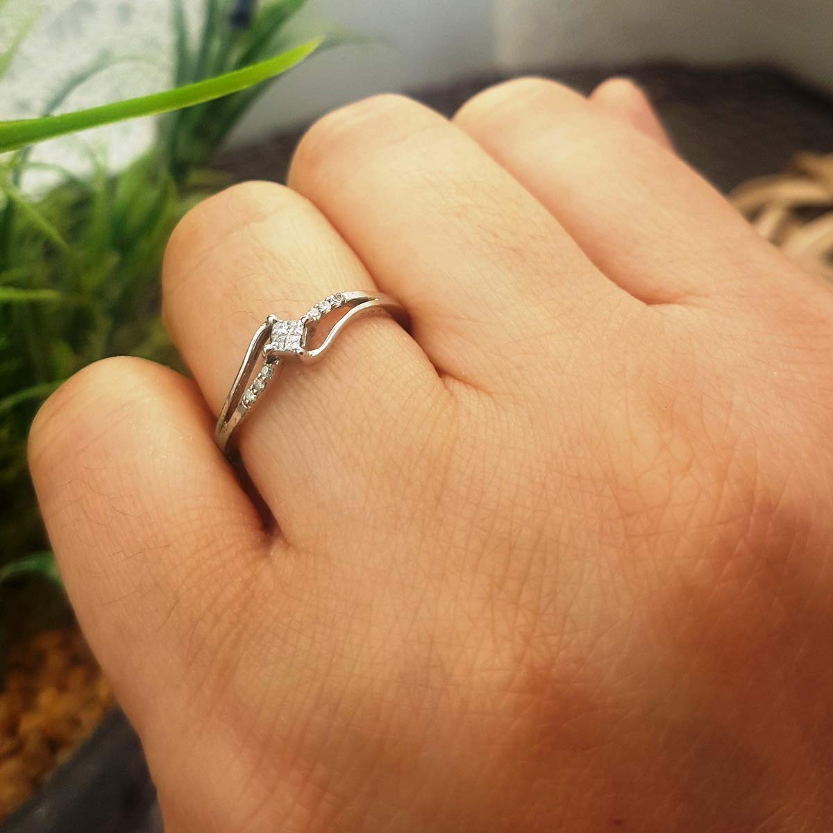 0.10 Cttw 10K Solid Gold Round & Princess Cut Diamond Engagement Ring for Women - Dazzlingrock Bridal Collection | Perfect for Proposals, Weddings & Anniversary Gifts