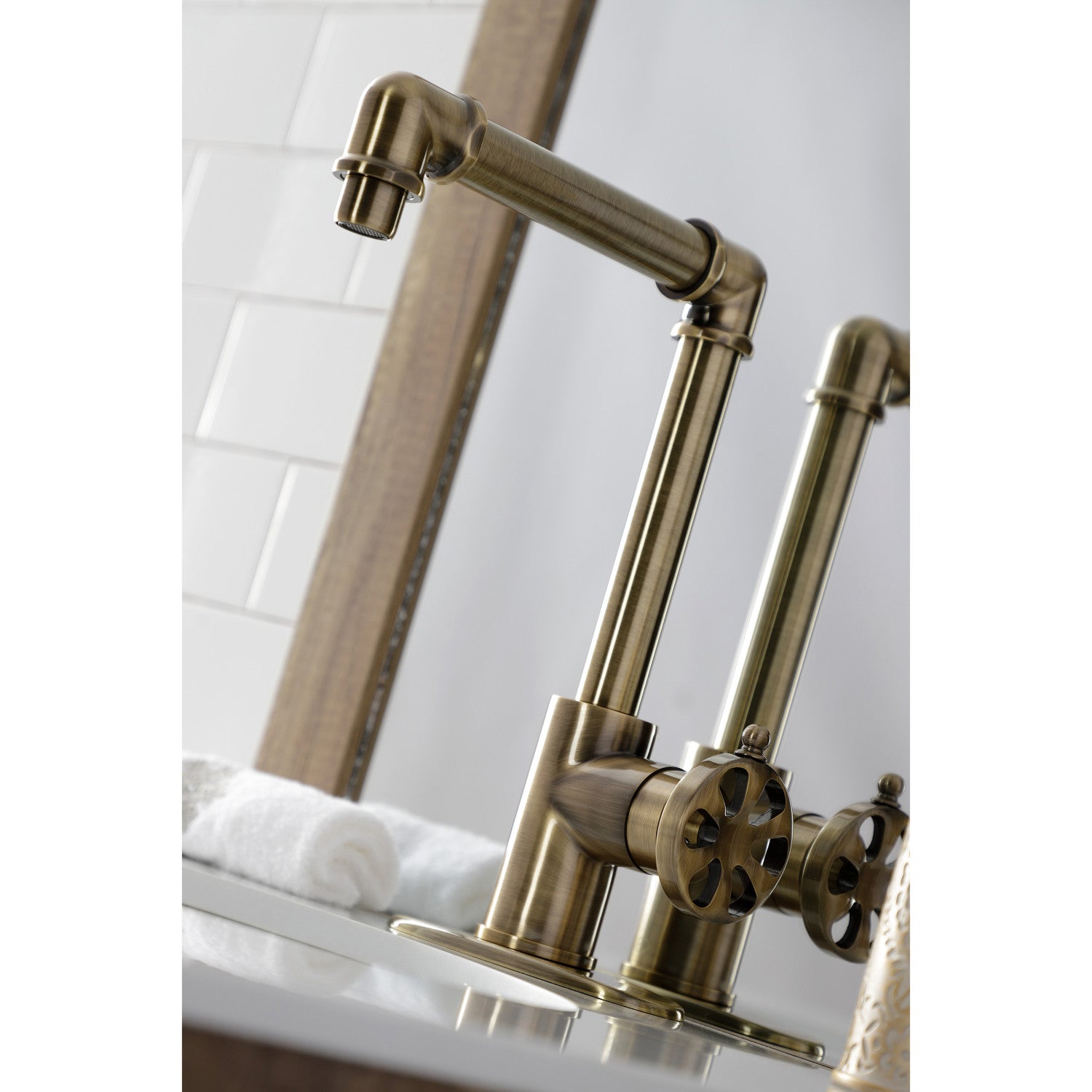 Belknap KSD144RXAB Single Handle 1 Hole Bathroom Sink Faucet with Deck Plate & Push Pop-Up Drain - Antique Brass Finish for Bathroom Vanity or Powder Room