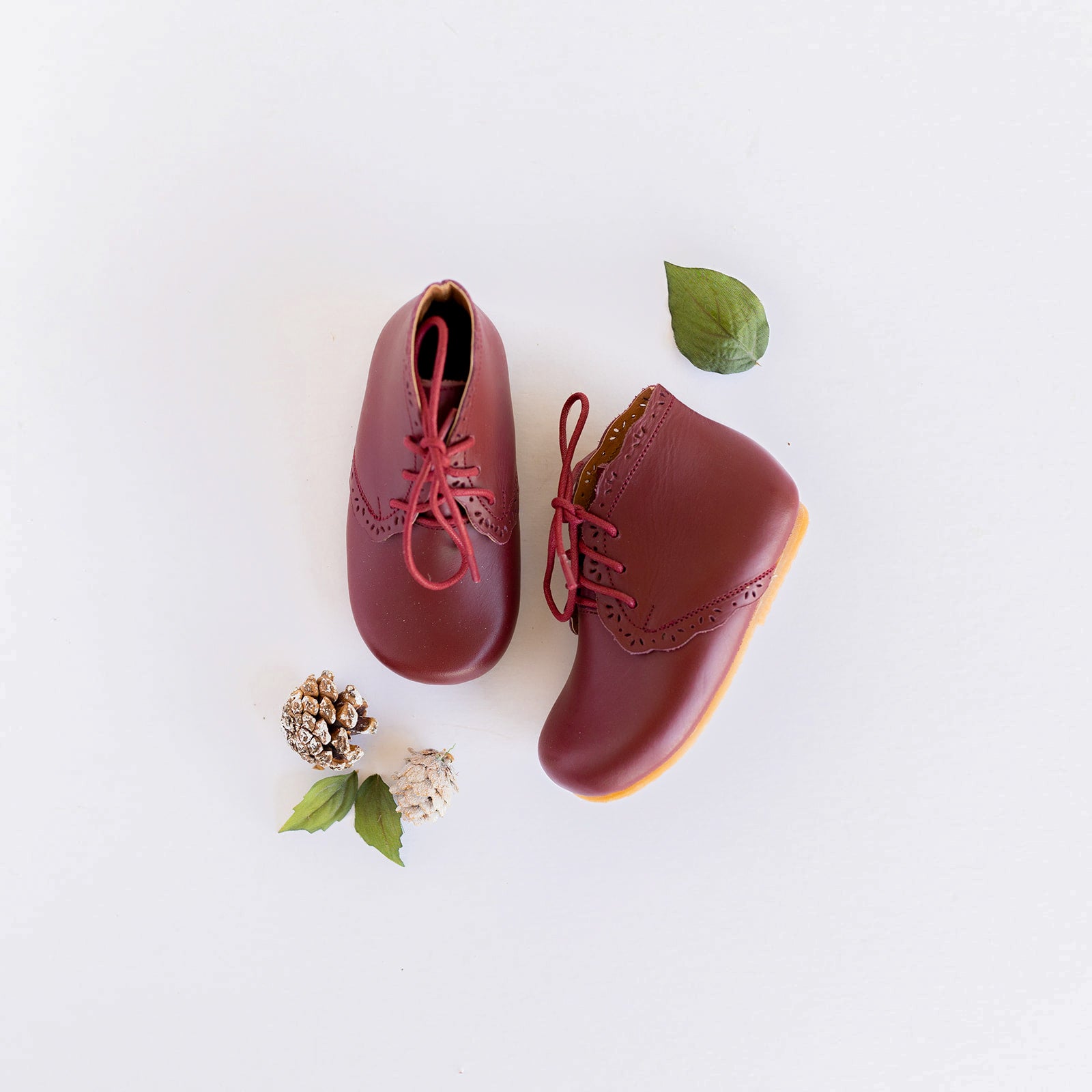 Premium Children's Leather Boots - Cranberry Primavera Style | Waterproof & Comfortable for Outdoor Play, School & Winter Adventures