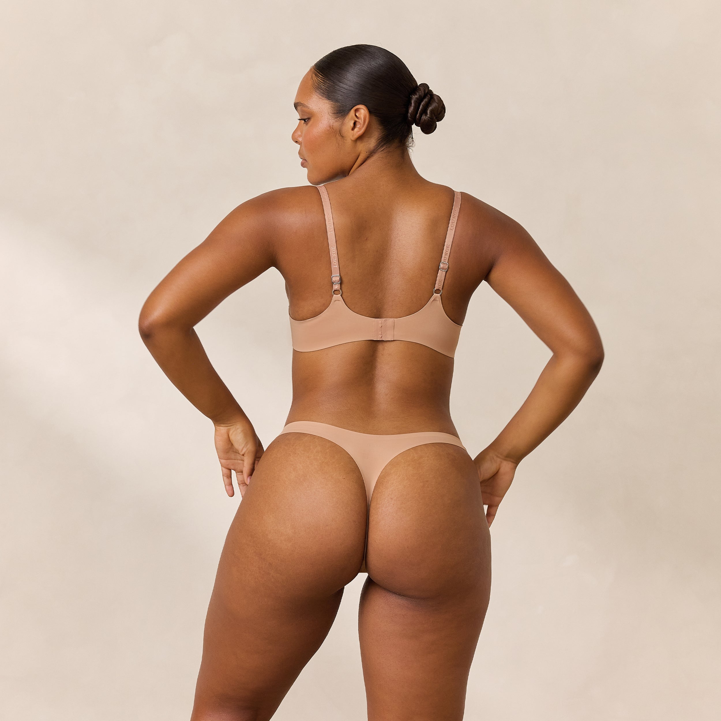 Seamless Invisible T-Shirt Bra for Women - Honey Color | Comfortable No-Show Underwire Bra for Everyday Wear & Layering