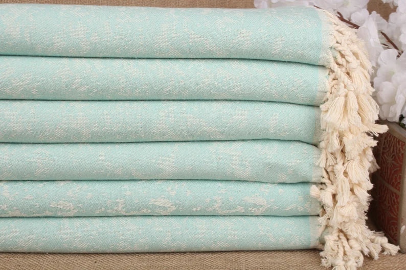 Premium Mint Green Turtle Print Turkish Beach Towel - Large, Soft & Absorbent for Pool, Sand & Sunbathing - Perfect Summer Vacation Accessory