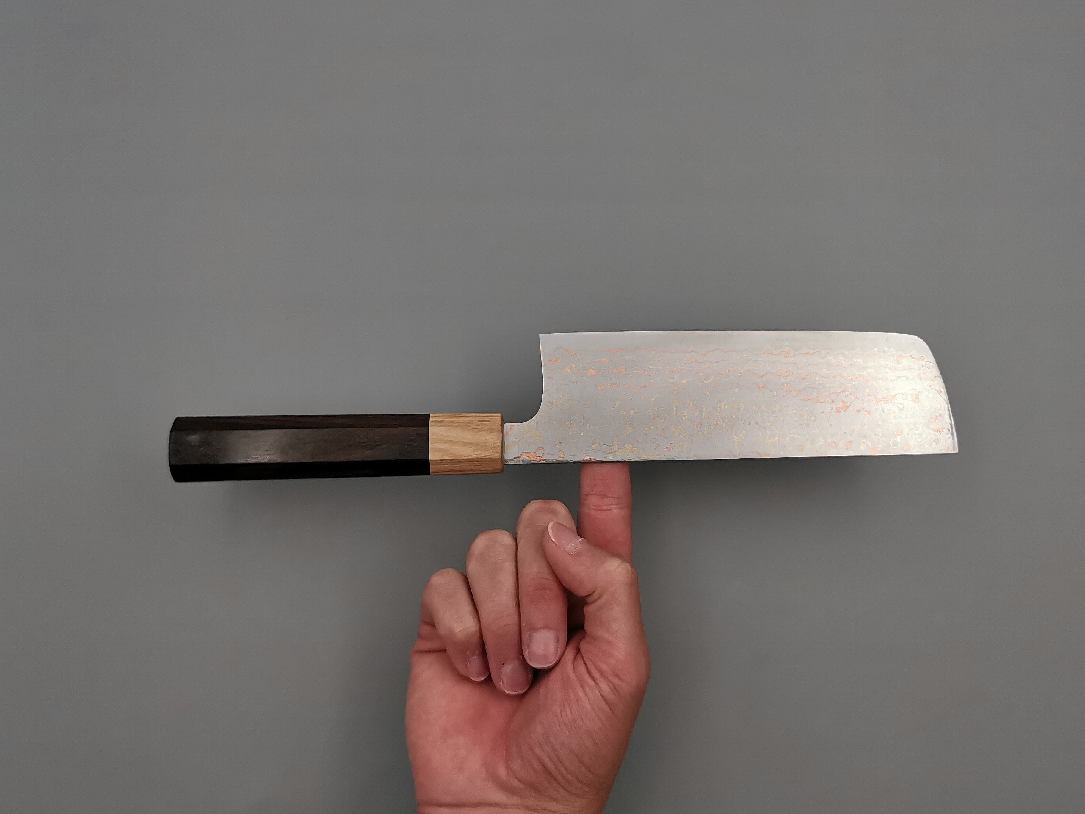 Takeshi Saji VG10 Rainbow Damascus Nakiri Knife - Japanese Chef Knife for Professional Cooking, Vegetable Chopping & Sushi Preparation - Perfect Kitchen Gift for Chefs & Home Cooks