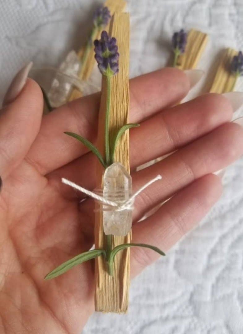 Palo Santo & Lavender Smudge Stick for Cleansing, Meditation & Spiritual Healing - Natural Aromatherapy for Home, Yoga & Relaxation