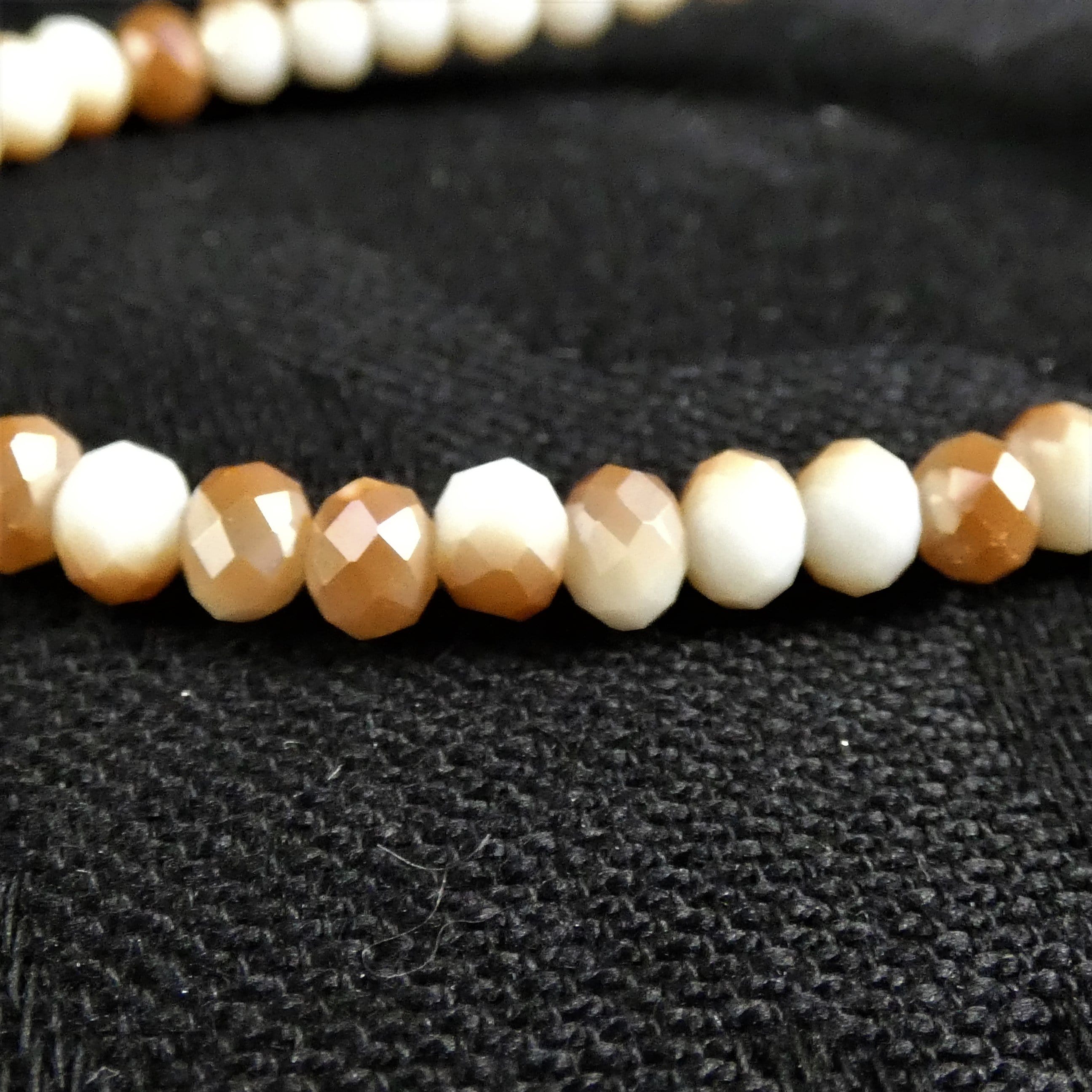 Ankh Crystal Bracelet for Women - Egyptian Cross Pendant Healing Stone Jewelry - Spiritual Protection & Positive Energy - Perfect for Meditation, Yoga & Gift Giving