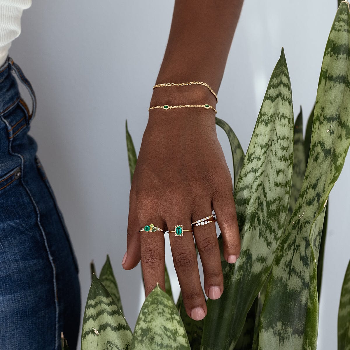 Green Ocean Starry Cluster Ring - Elegant Blue Gemstone Jewelry for Women, Perfect for Parties, Weddings & Date Nights