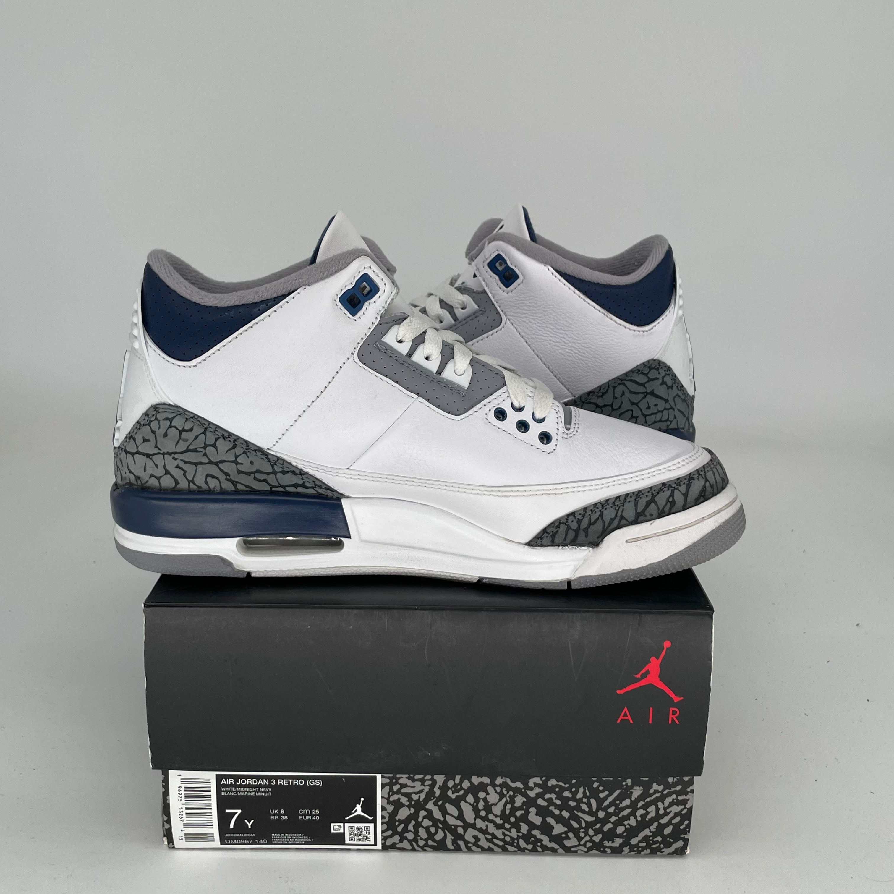 AIR JORDAN 3 MIDNIGHT NAVY Sneakers - Size 7Y (DM0967-140) - Men's Basketball Shoes for Casual Wear & Street Style