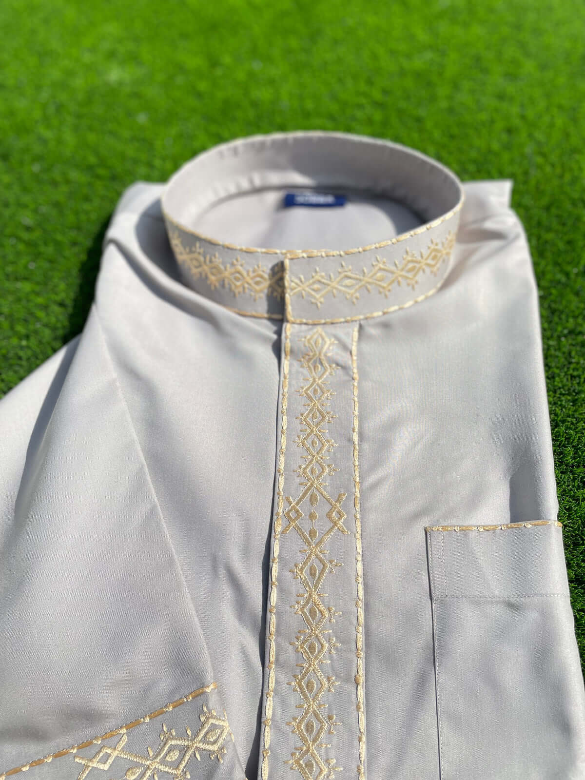 Premium Men's Light Grey Saudi Thobe with Gold Embroidery - Traditional Arabic Robe for Eid, Wedding & Special Occasions