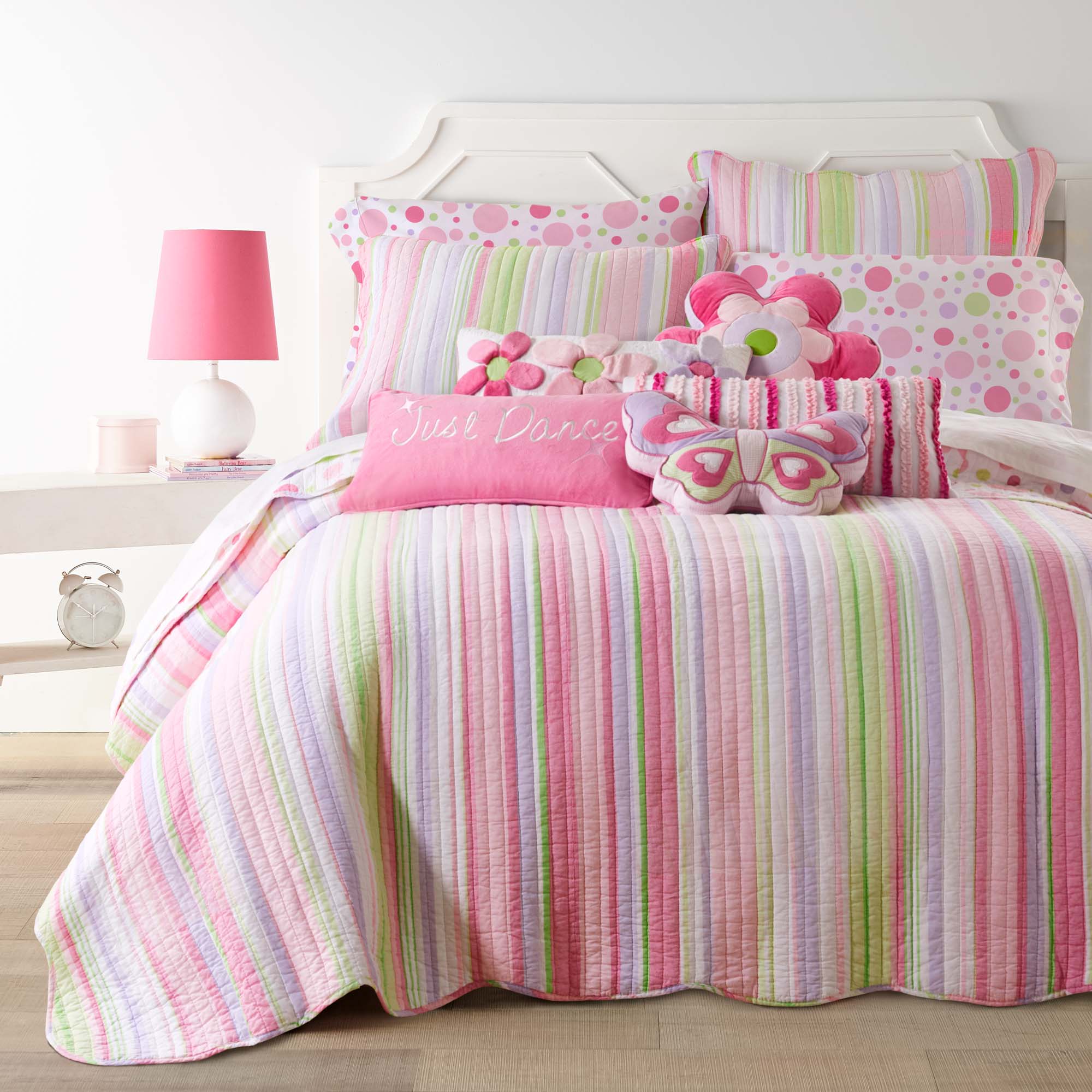 Merrill Girl Soft & Breathable 4-Piece Sheet Set - Twin, Full, Queen, King Sizes - Perfect for Kids, Teens & Dorm Rooms - Ultra-Comfy Bedding for Better Sleep
