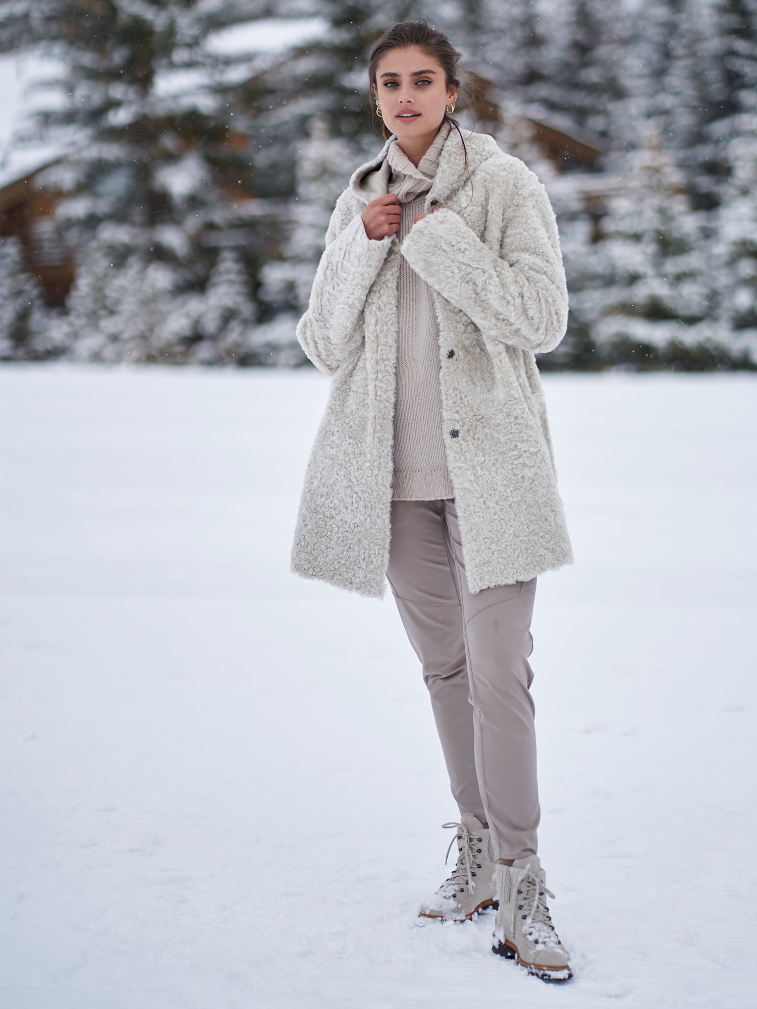 Olivera Reversible Shearling Coat for Women - Winter Warm Faux Fur Jacket with Hood, Cozy Outerwear for Cold Weather - Perfect for Snow Days, Outdoor Adventures & Casual Wear