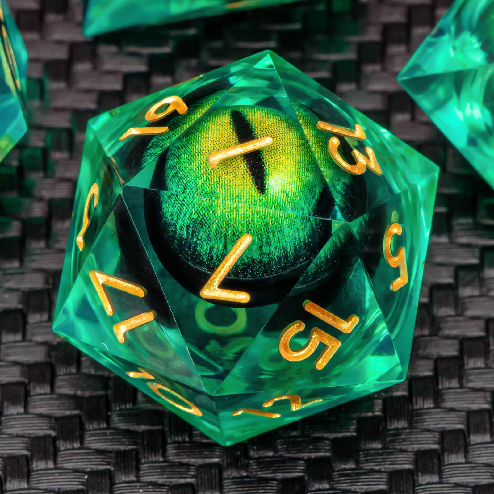 KERWELLSI 7Pcs Liquid Core Dragon Eye DND Dice Set - Sharp Edge Resin Polyhedral RPG Dice (D20 D12 D10 D8 D6 D4) with Gift Box for Dungeons & Dragons, D&D Game Night & Tabletop Roleplaying