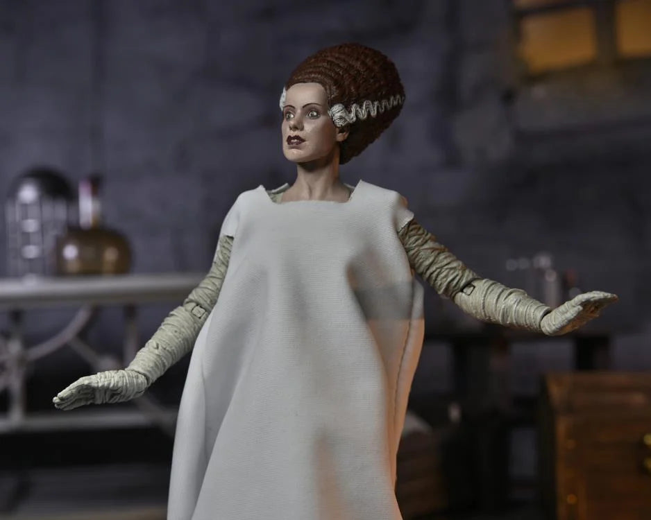 Universal Monsters Ultimate Bride of Frankenstein Color Action Figure - Collectible Toy for Horror Fans, Halloween Decor, and Movie Memorabilia Displays