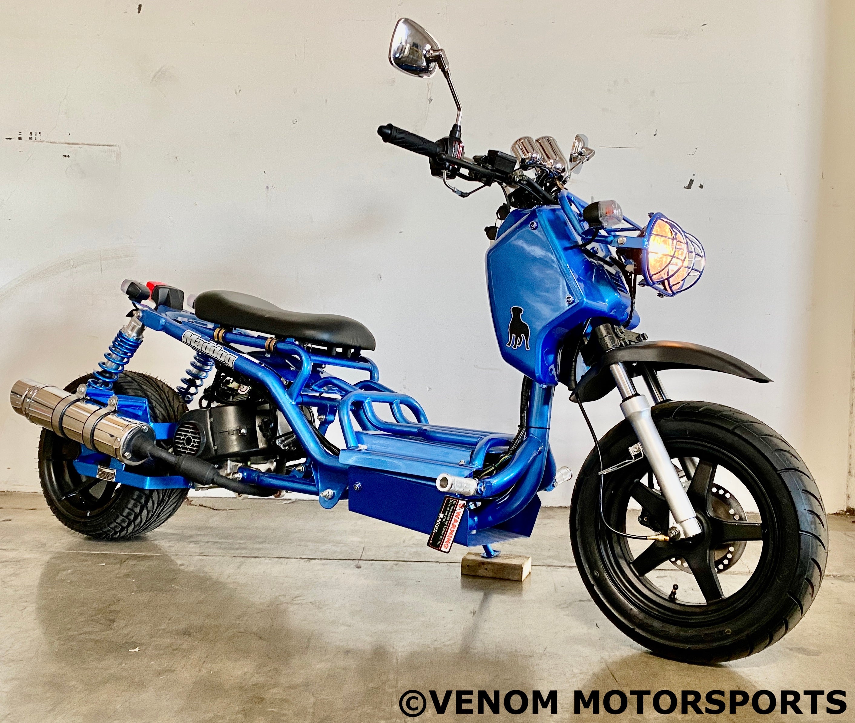 150cc Maddog Scooter - 1st Generation Automatic Transmission Scooter for Adults | Commuter & Leisure Riding | Urban Mobility Solution