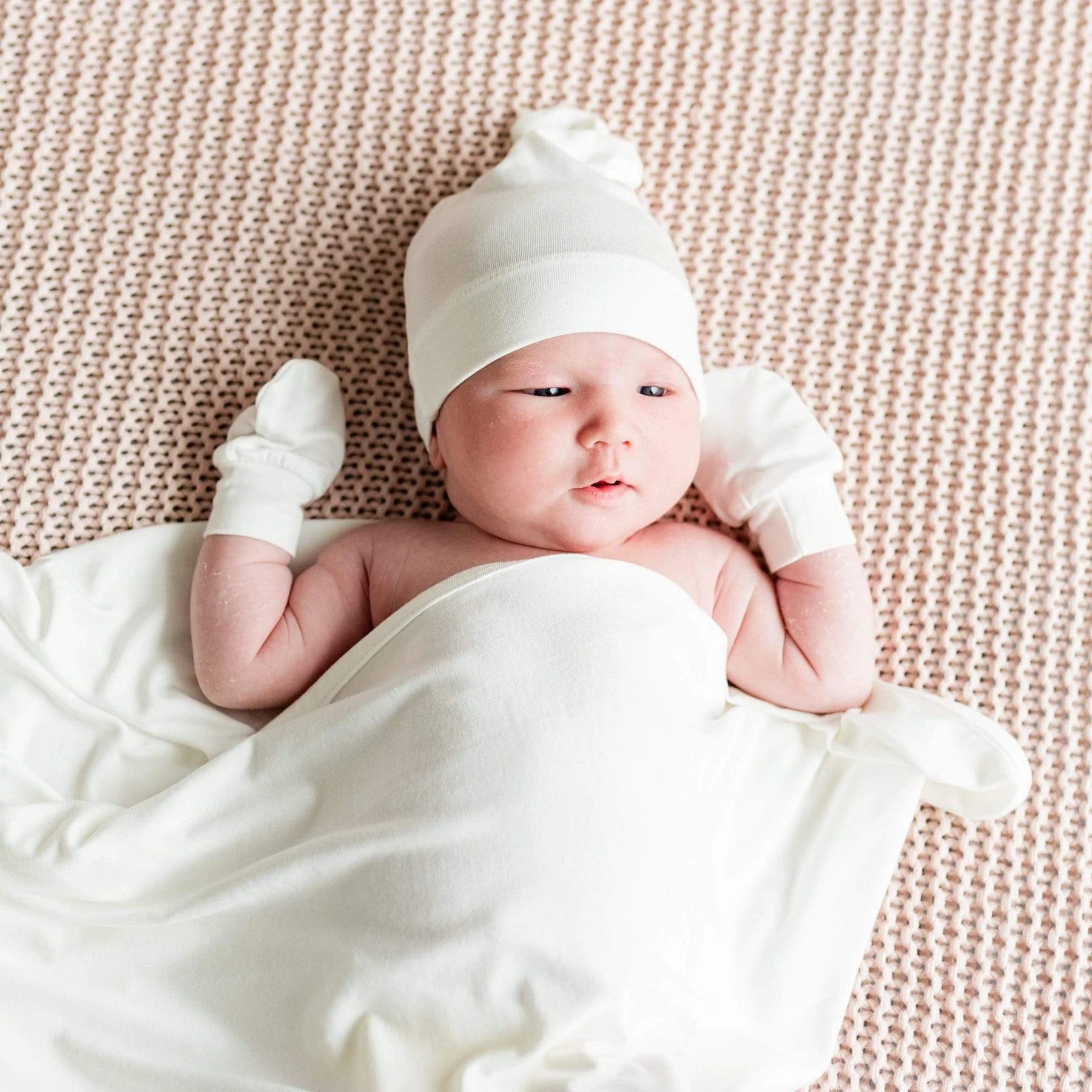 3M Knotted Cap for Babies & Toddlers - Soft & Comfortable Newborn Hat for Boys & Girls - Perfect for Outdoor, Photography & Daily Use