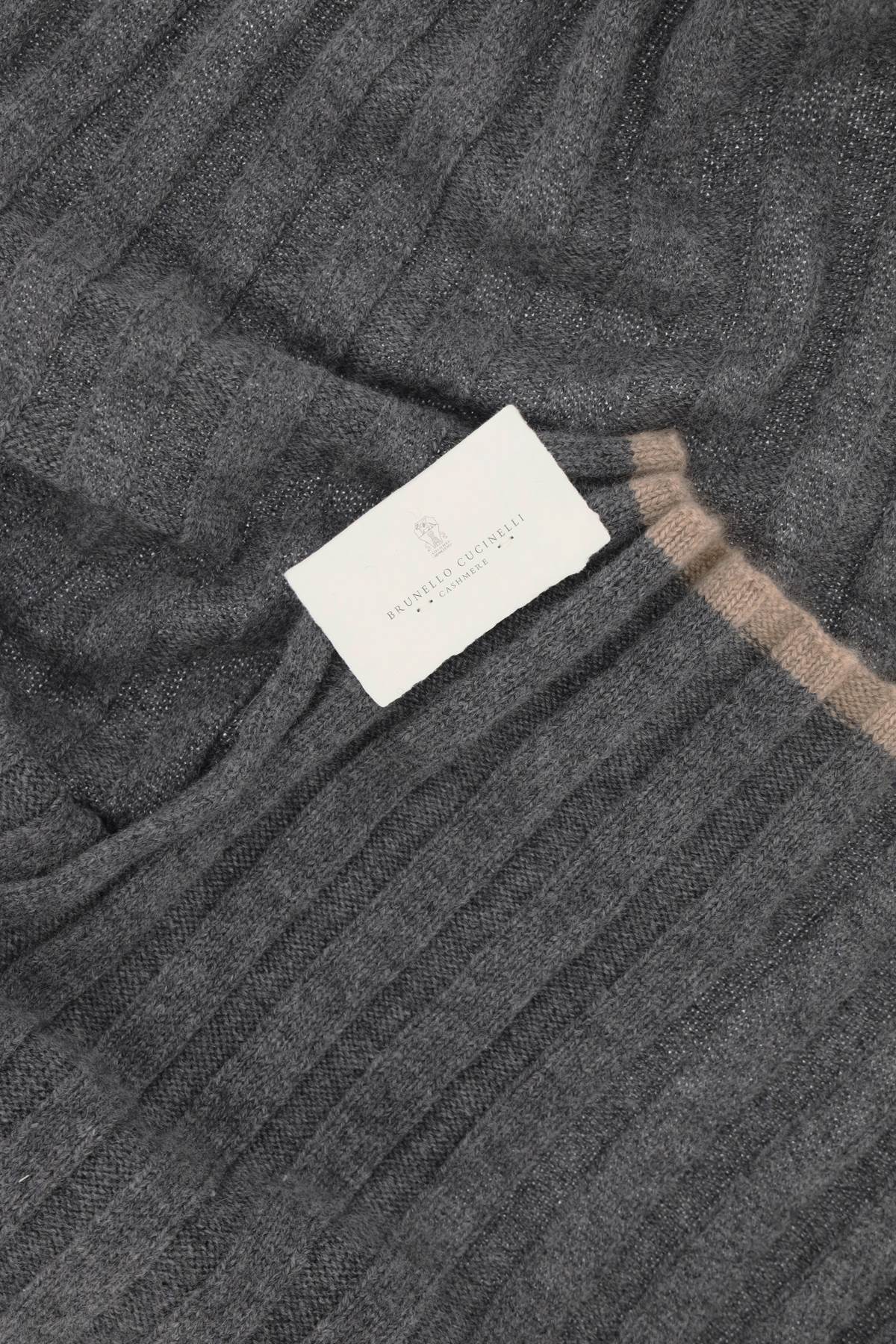 Brunello Cucinelli Ribbed Cashmere Scarf - Luxury Winter Accessory for Women & Men - Perfect for Cold Weather & Stylish Outfits