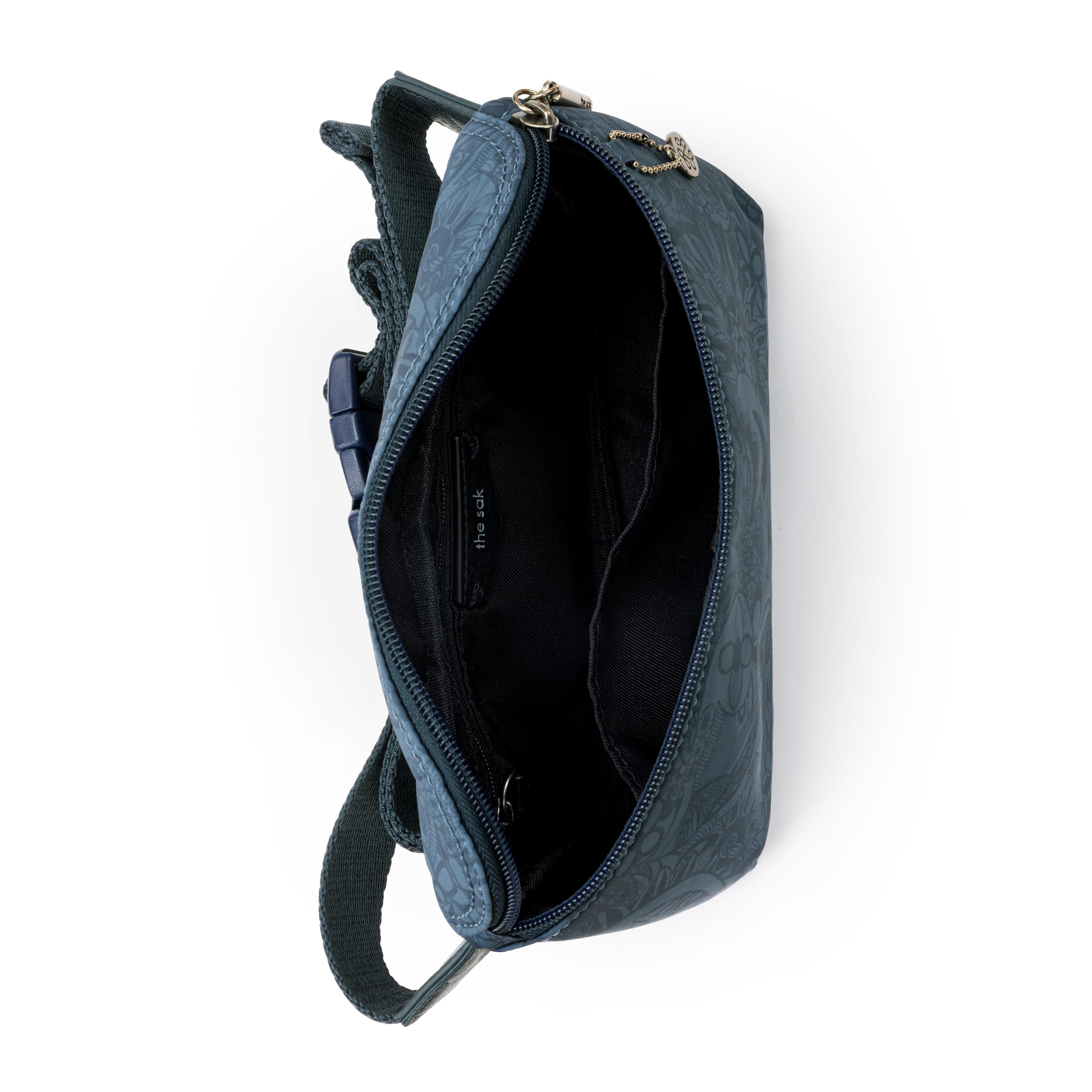 Caraway Small Belt Bag - Stylish Waist Pack for Running, Hiking & Travel - Hands-Free Fanny Pack for Women & Men - Perfect for Outdoor Adventures & Everyday Use