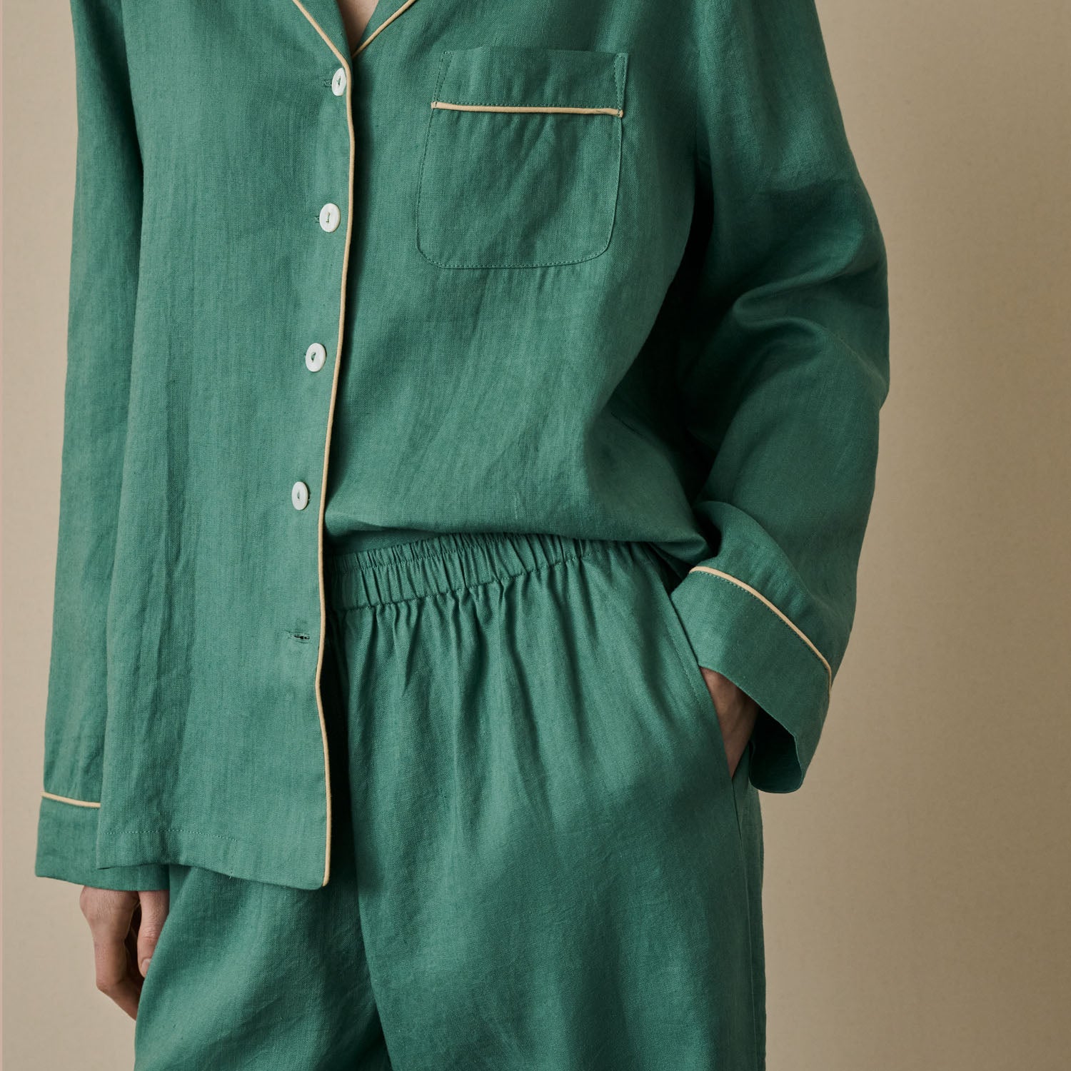 Tranquil Green Linen Pajama Set for Women - Soft & Breathable Sleepwear - Perfect for Relaxing at Home, Lounging & Spa Days