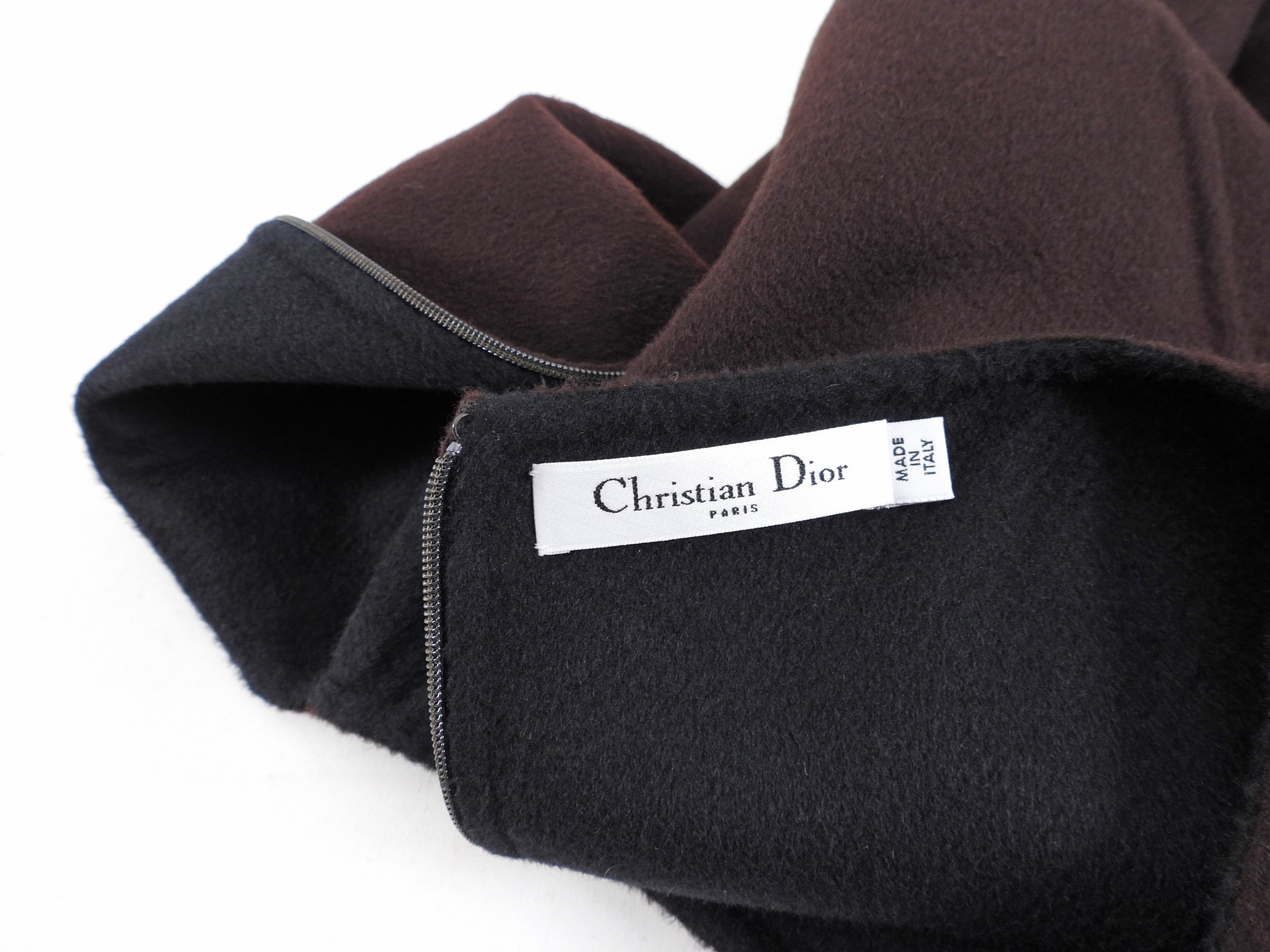 Christian Dior Brown Double Faced Cashmere Sleeveless Dress Size FR42 / US 10 - Luxury Cashmere Dress for Women, Perfect for Evening Parties & Special Occasions