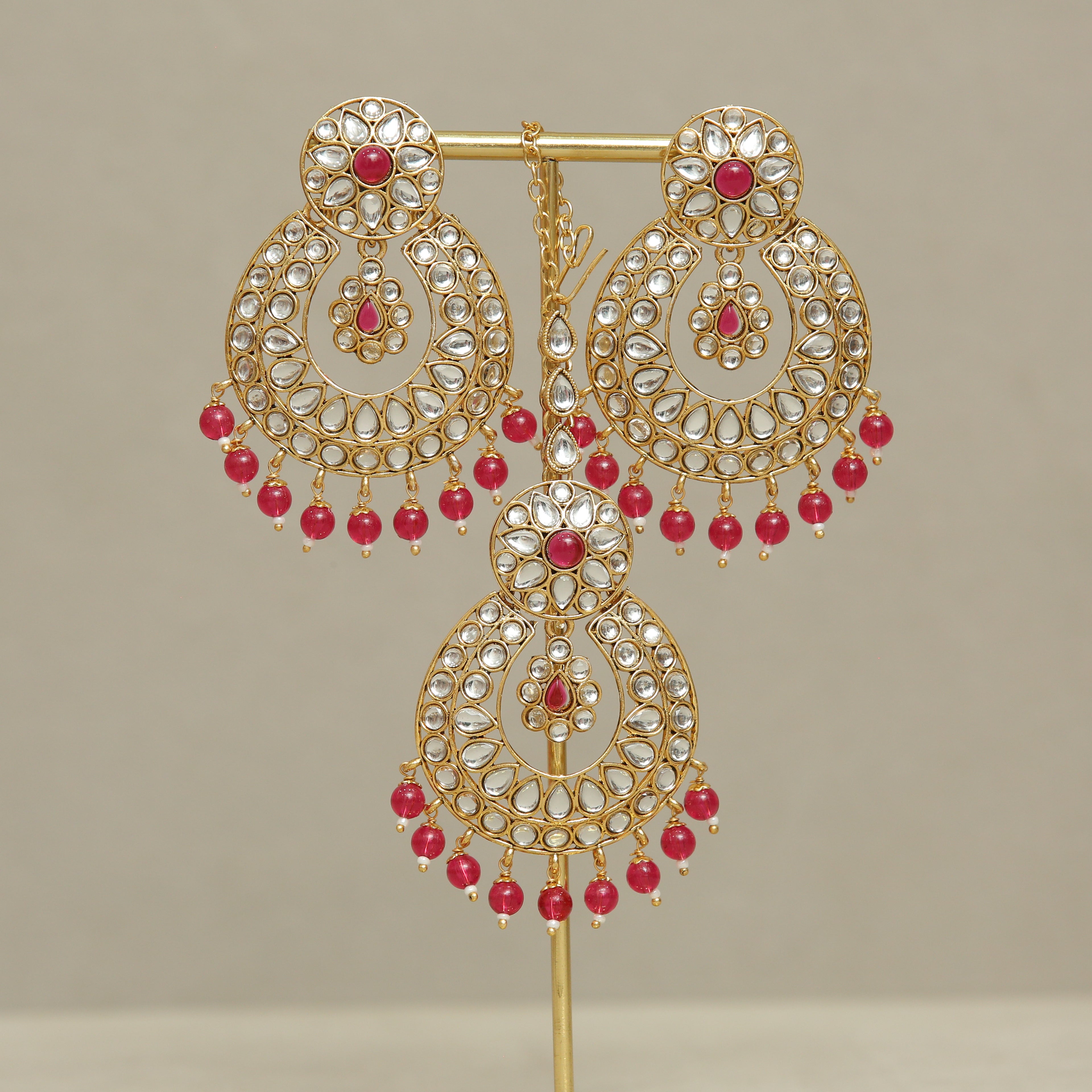 Exquisite Kundan Earrings and Tikka Set – Traditional Indian Jewelry for Weddings, Parties & Festive Occasions