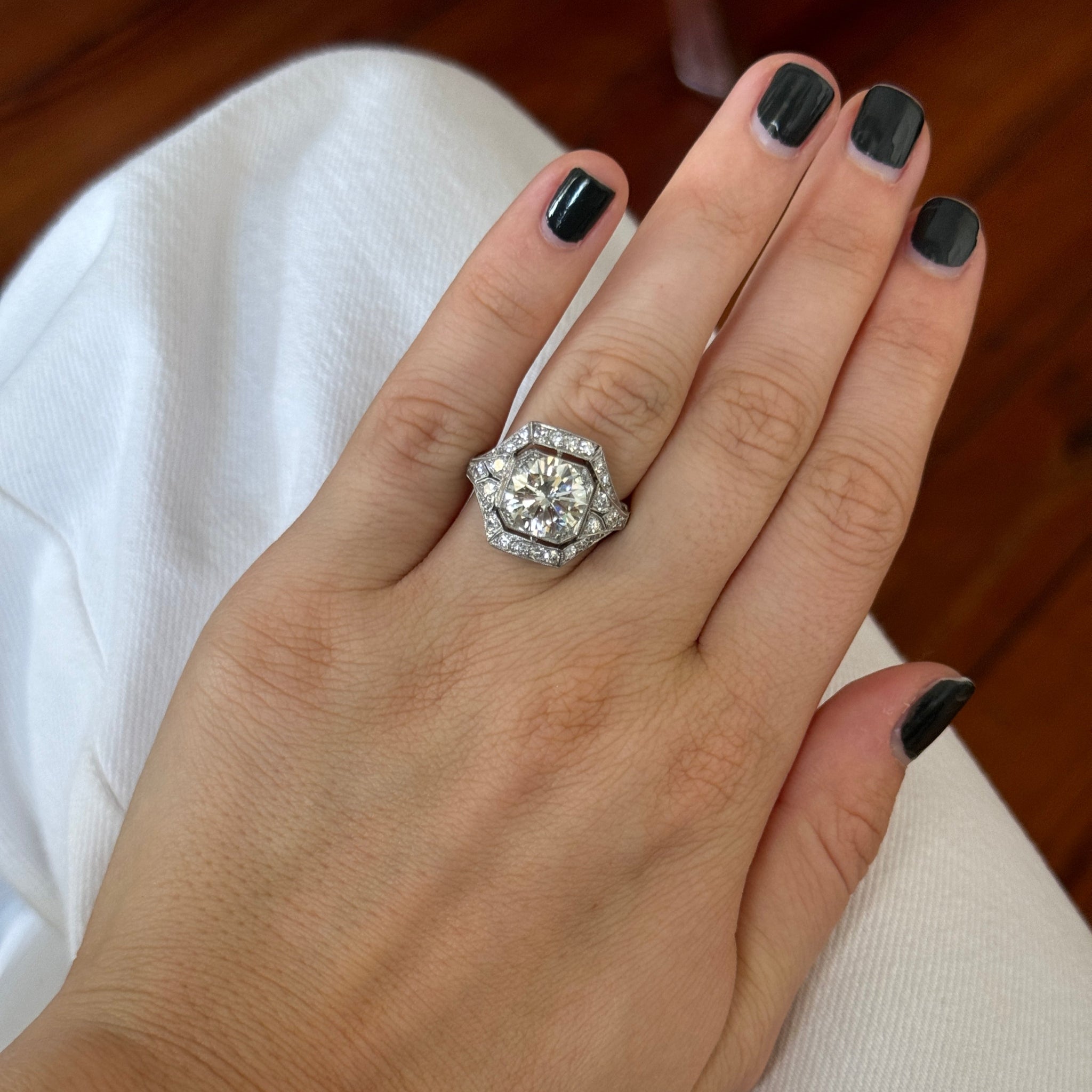 Art Deco 4.54ctw Diamond Platinum Engagement Ring for Women - Vintage Style Wedding Band, Anniversary Gift & Proposal Jewelry - Perfect for Romantic Occasions & Special Celebrations
