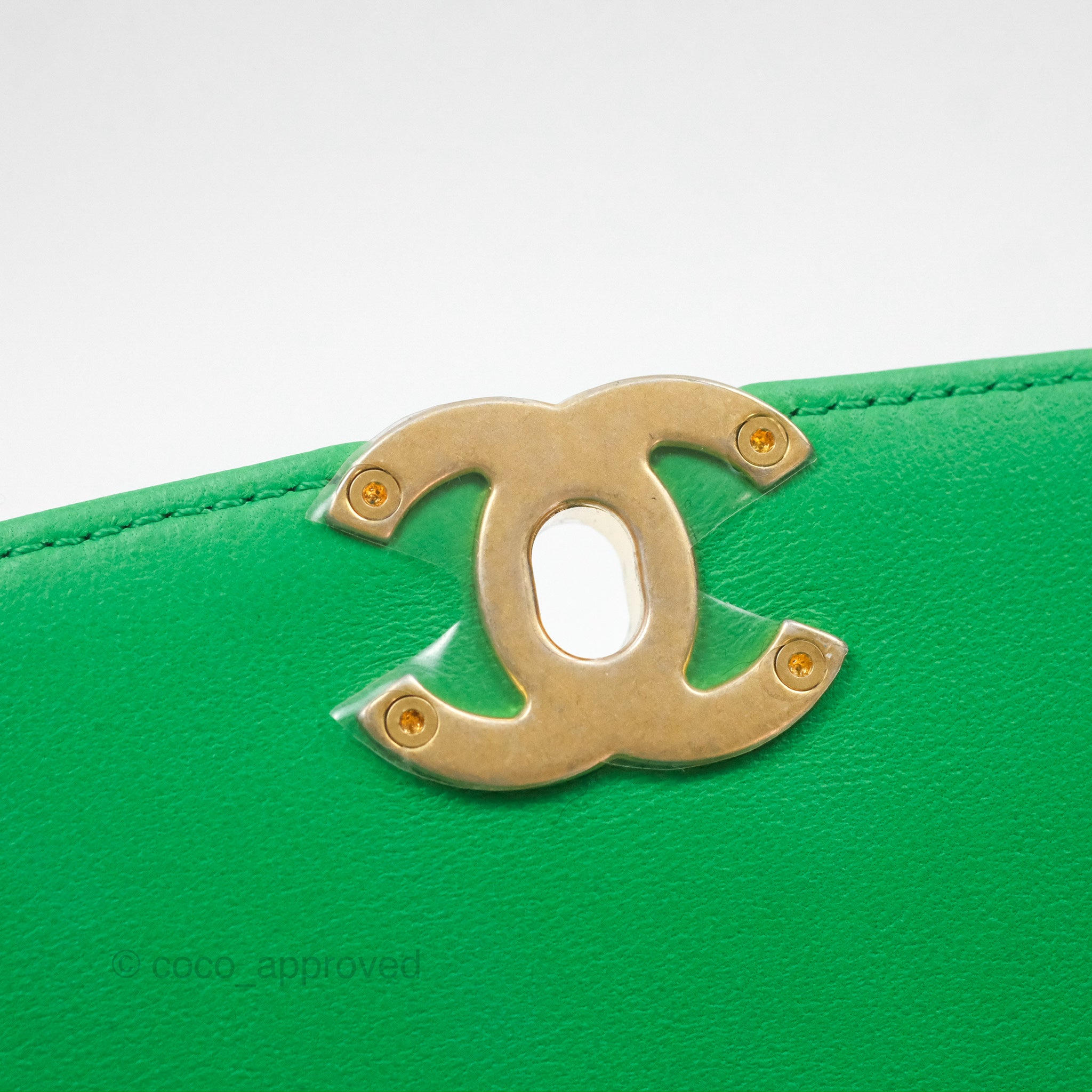 Chanel CC Quilted Flap Bag With Top Handle - Green Calfskin Leather Crossbody Bag with Gold Hardware | Luxury Designer Handbag for Women, Perfect for Date Night & Special Occasions