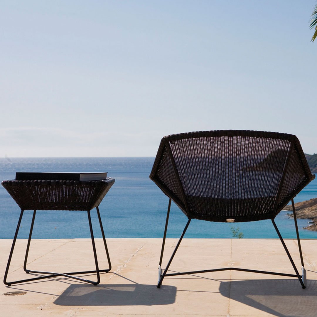 Breeze Lounge Chair - Premium Outdoor Patio Furniture for Relaxing by Pool, Beach, or Garden | Comfortable & Durable