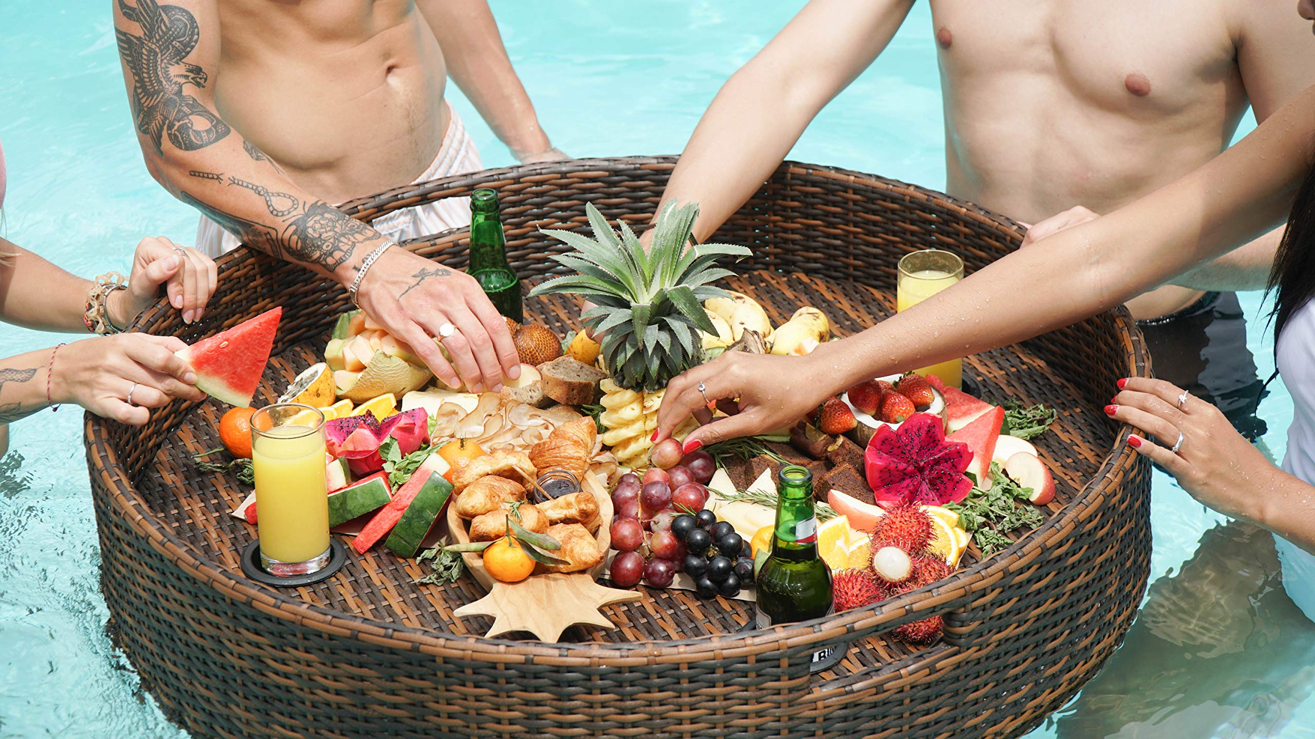 Premium Floating Pool Tray - Extra Large Round Serving Tray for Drinks & Food | Durable Pool Float for Adults, Hot Tubs & Pool Parties | Perfect for Water Brunch, Cocktails & Relaxing by the Pool