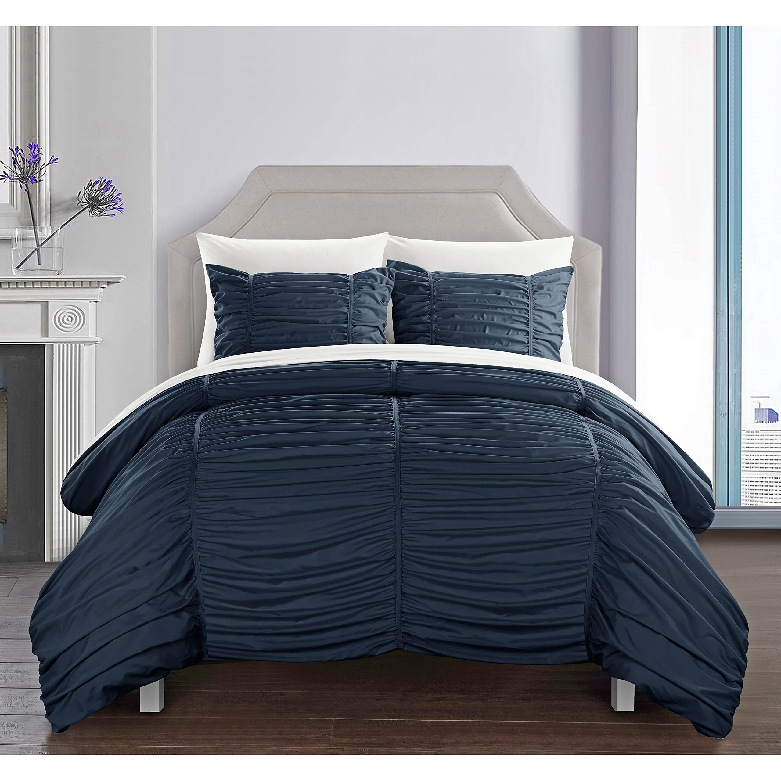 Chic Home Aurora 3-Piece Comforter Set - Contemporary Striped Design, Twin Size, Soft & Breathable - Perfect for Bedrooms, Guest Rooms & Dorm Decor