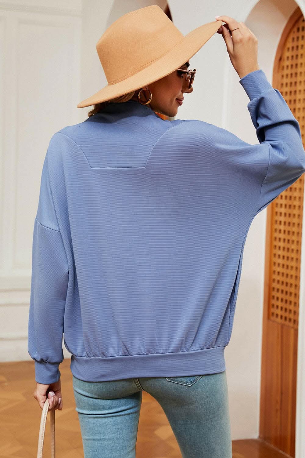 Stylish Women's Half Zip Sweatshirt with Pockets - Cozy Pullover for Casual Outfits, Outdoor Activities & Lounge Wear