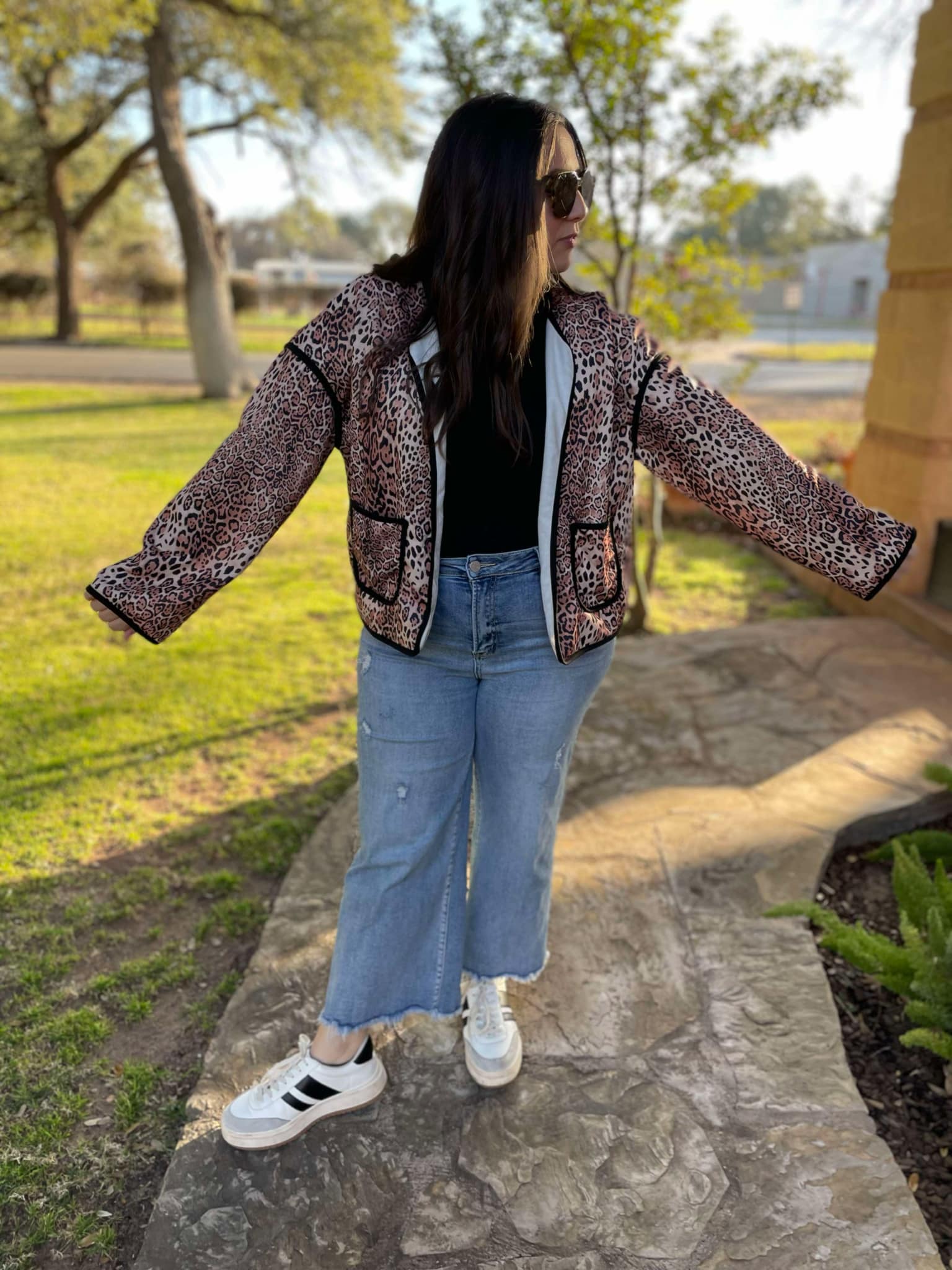 PREORDER: Stylish Leopard Print Jacket - Trendy Animal Print Coat for Women | Perfect for Parties, Concerts & Night Out Fashion