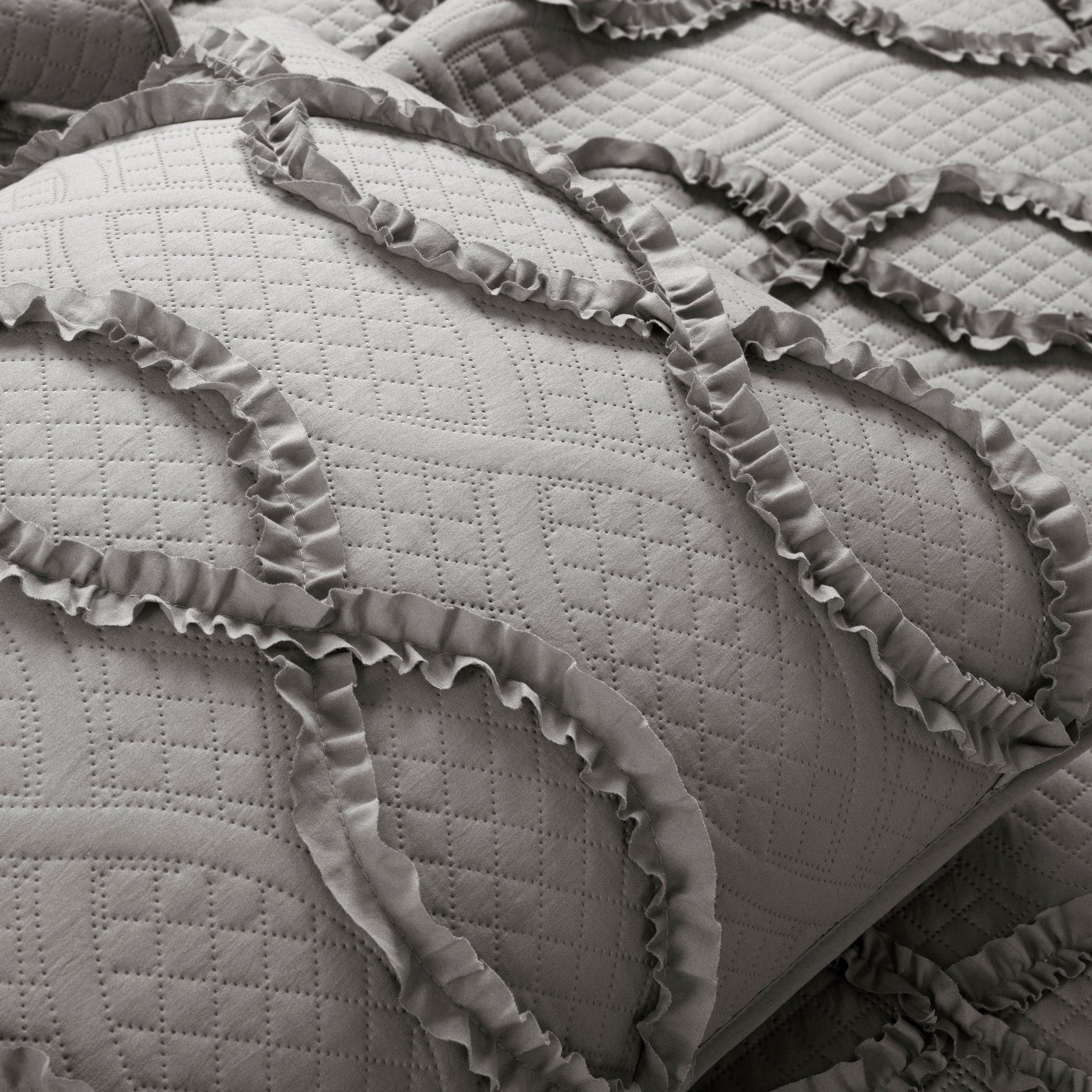 Avon Textured Ruffle Quilt 3-Piece Bedding Set - Soft & Stylish Comforter, Pillow Shams & Bed Skirt for Cozy Bedroom Decor